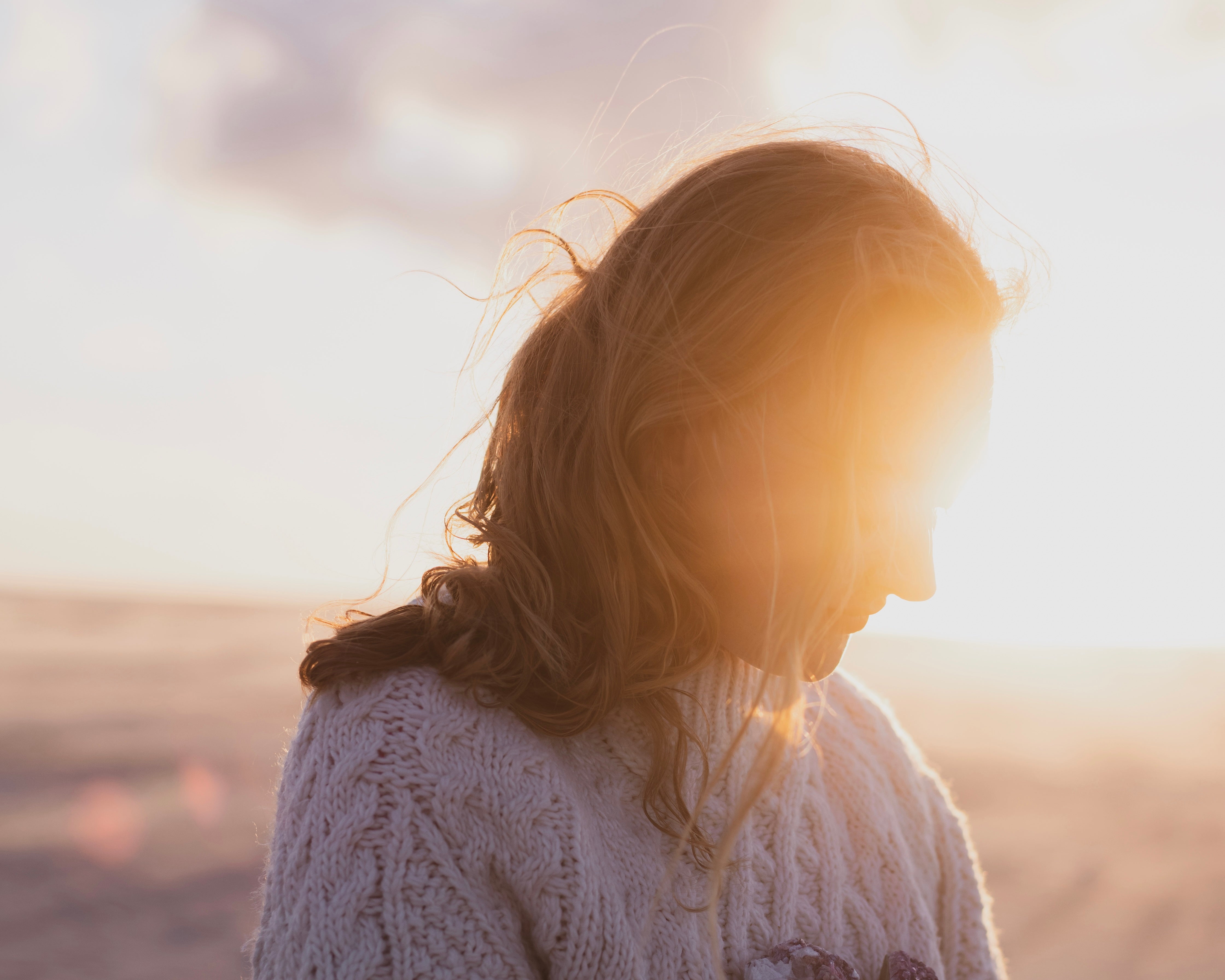 Sådan bruger du affirmationer, positive bekræftelser og sætter intentioner ✶