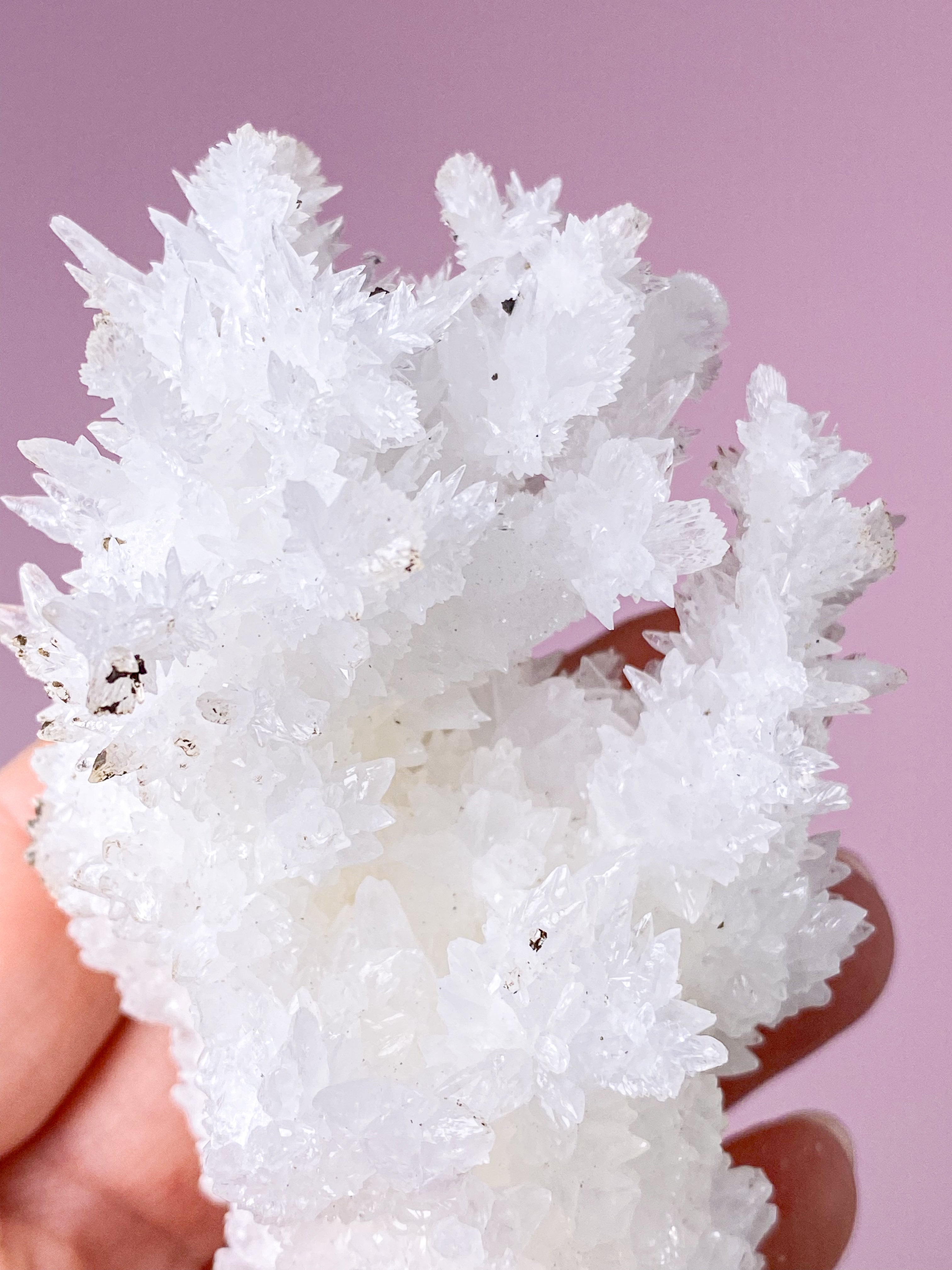 Vitt aragonitkluster (nr 4)