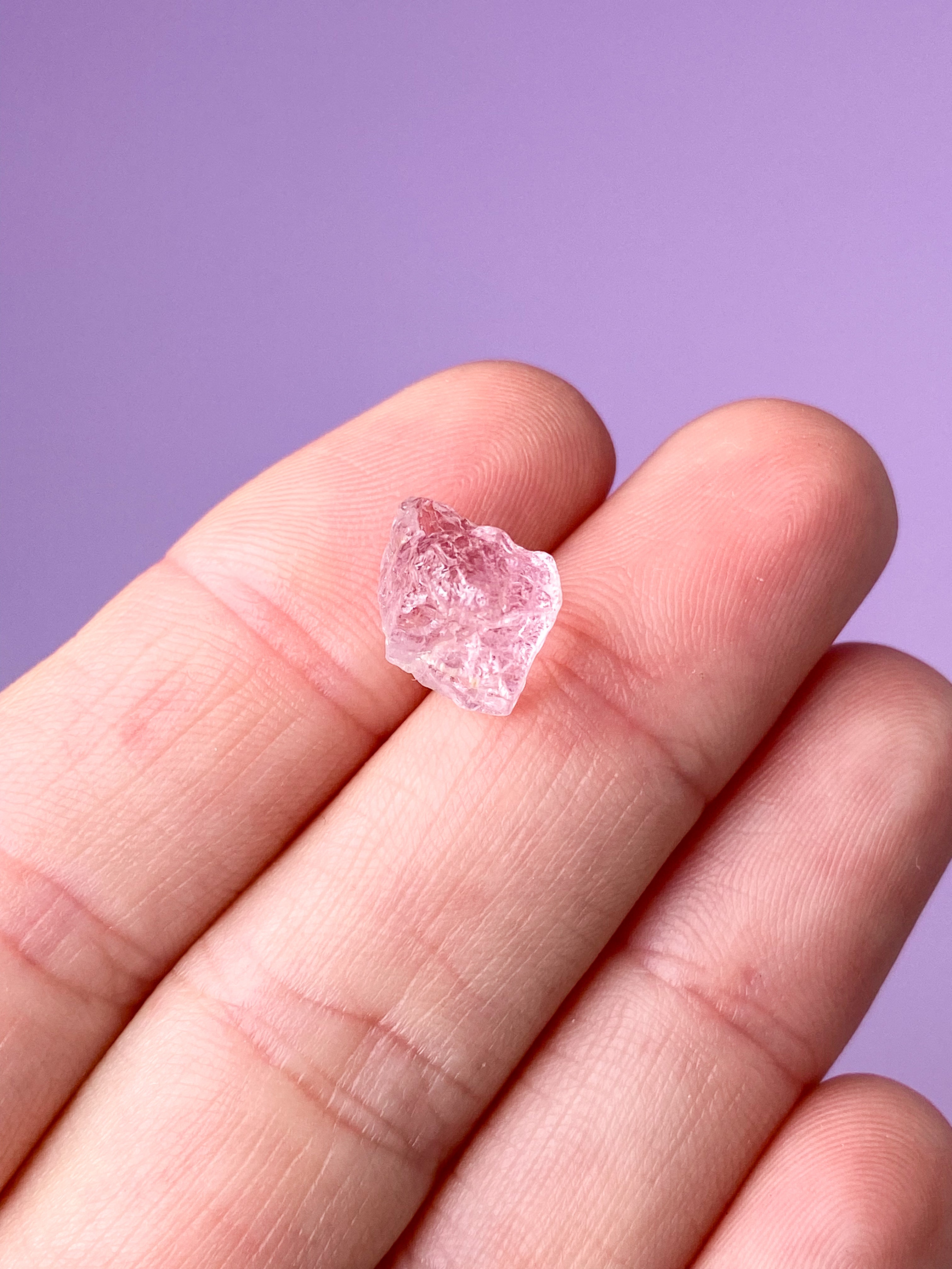 Rosa turmalin rå (nr 8) exklusiv kvalitet