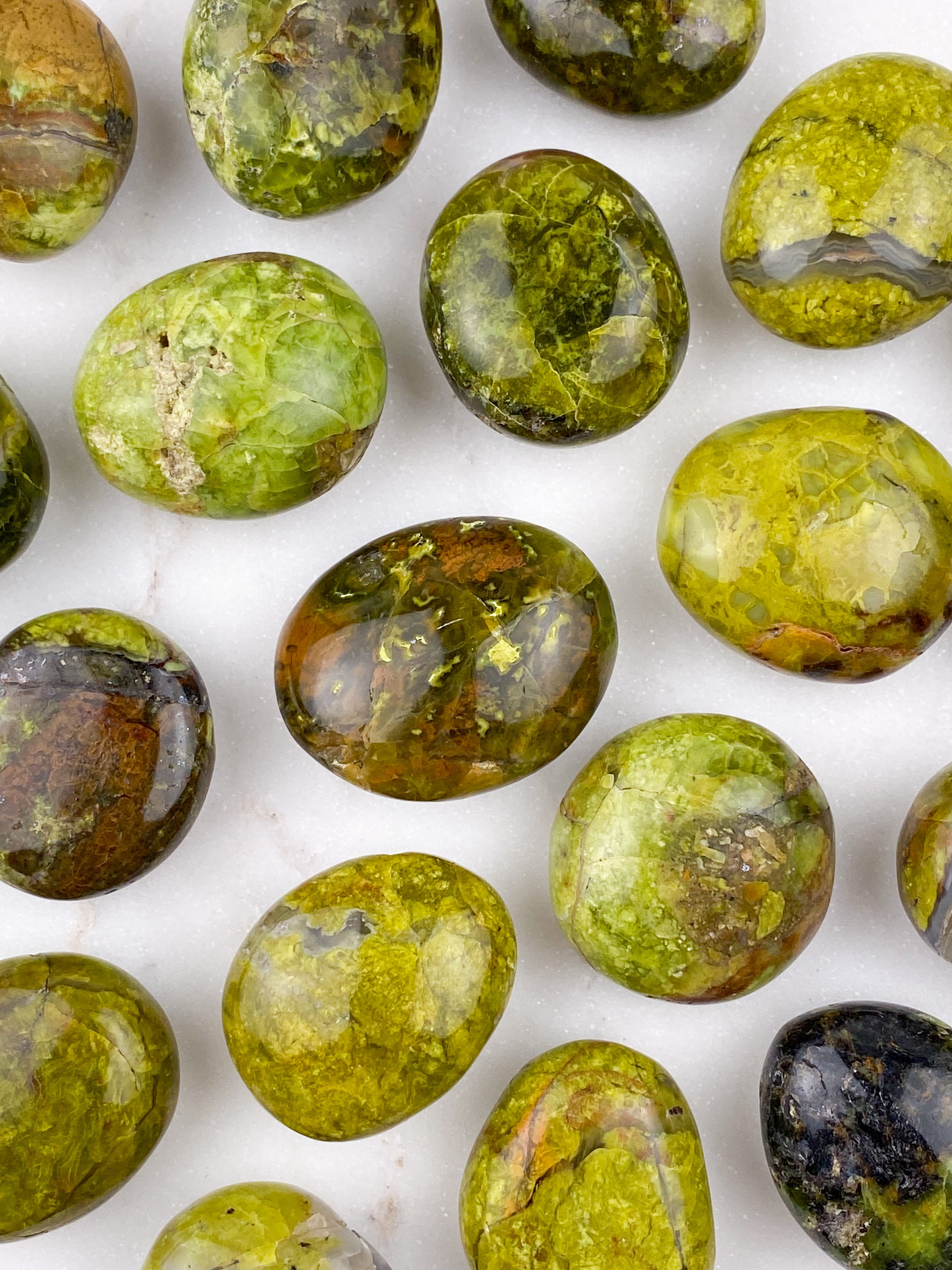 Grön opal polerad
