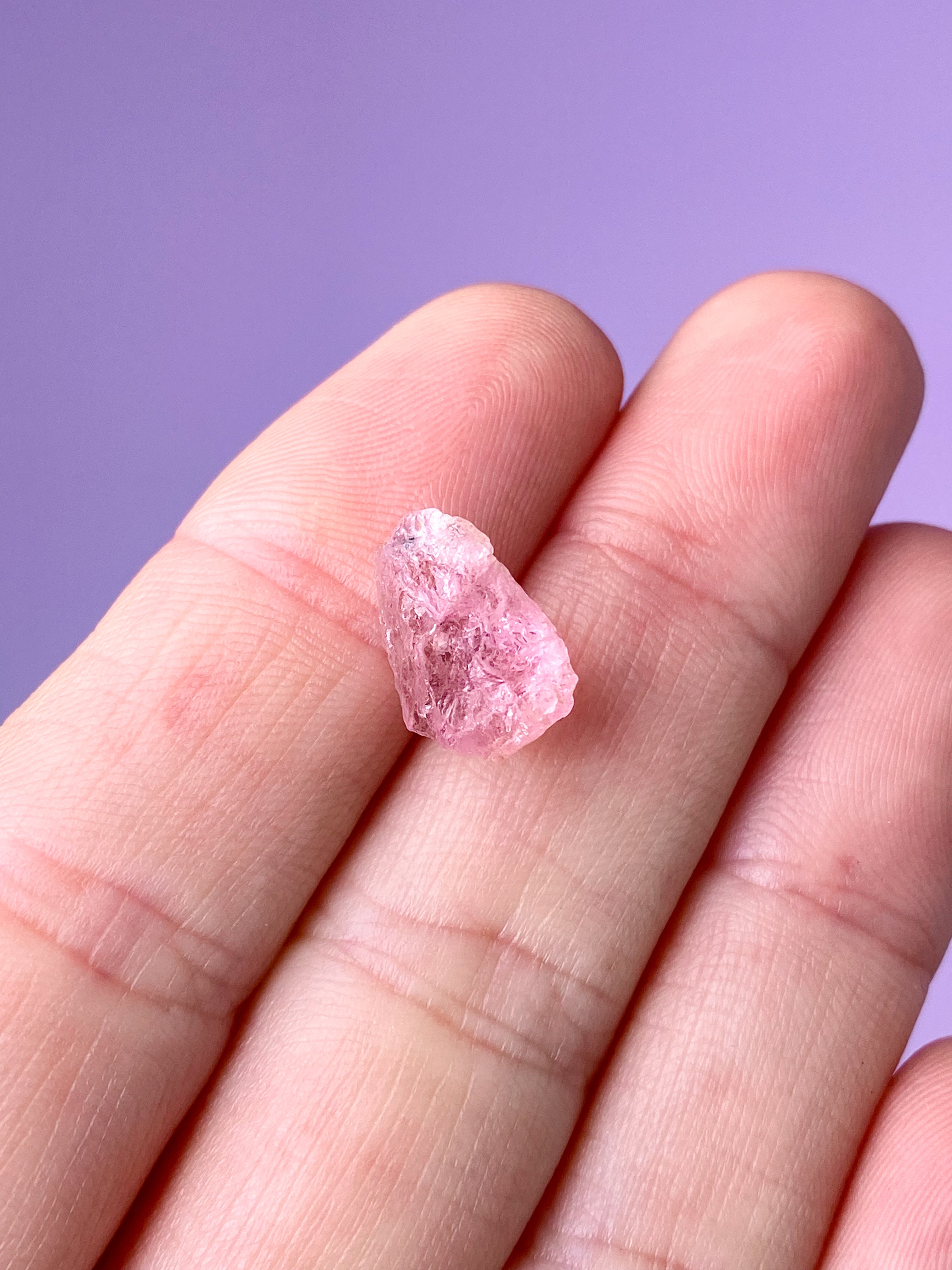 Rosa turmalin rå (nr 8) exklusiv kvalitet