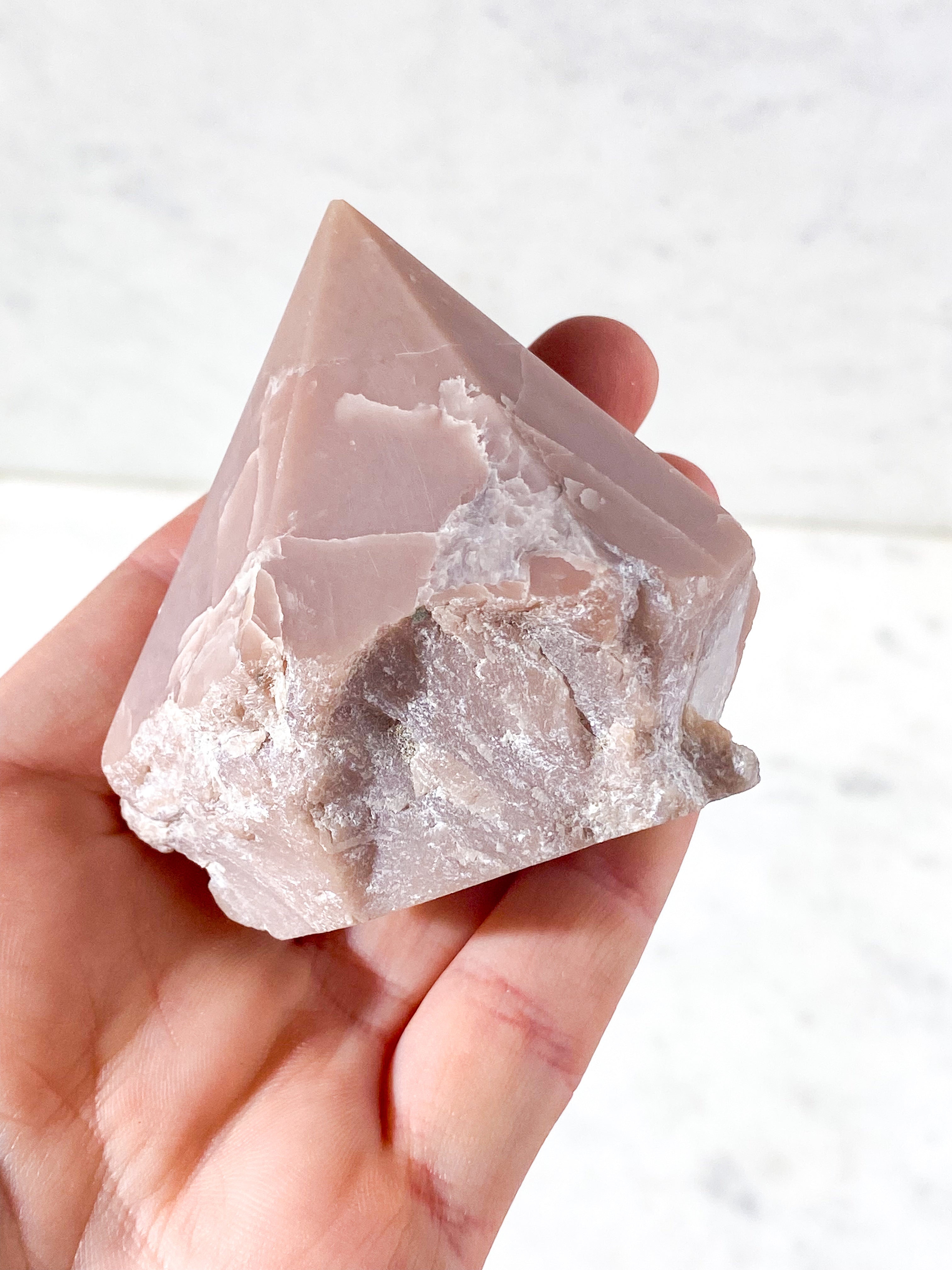 Pink Opal Med Semipoleret Spids (Nr. 2)