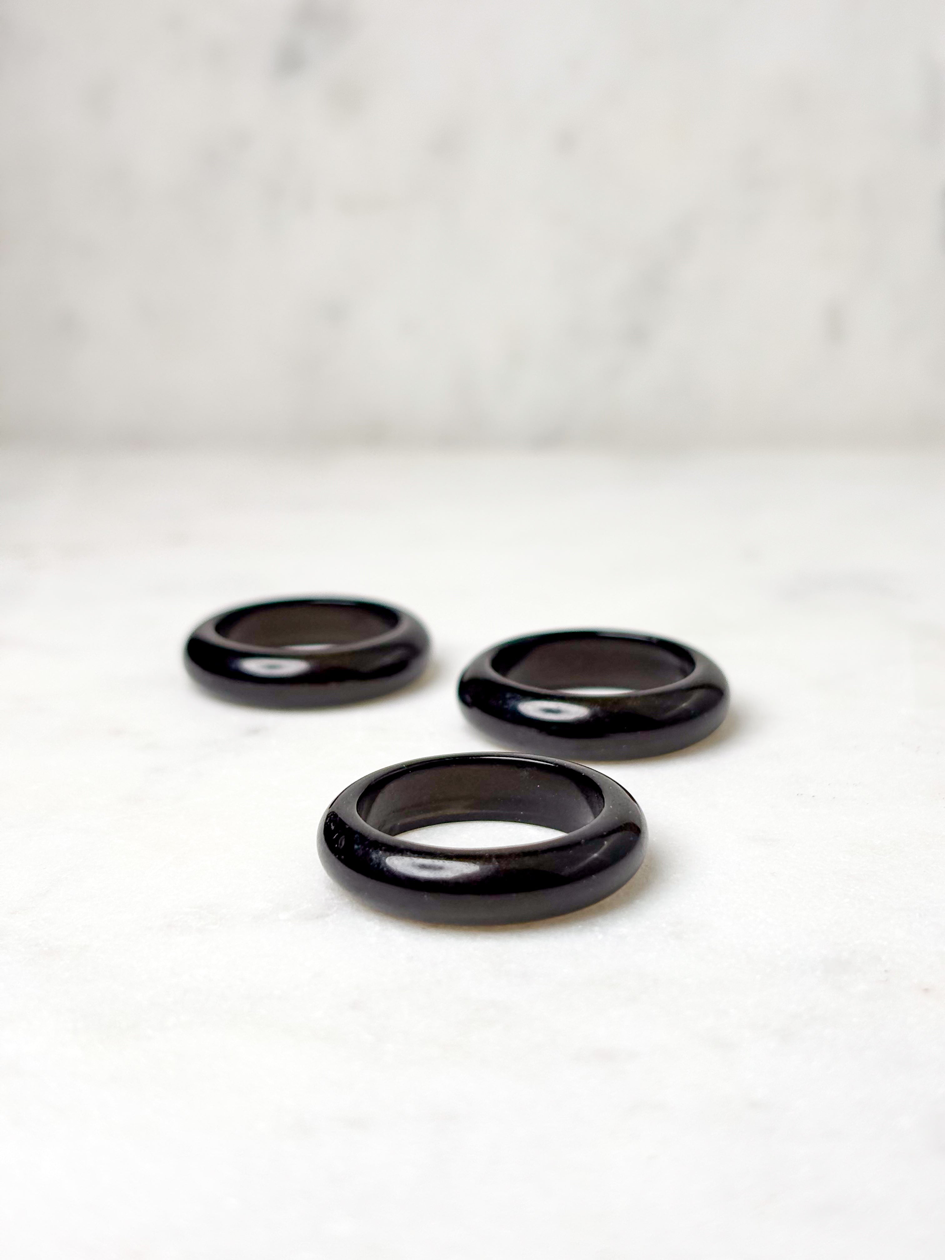 Obsidian bollhållare