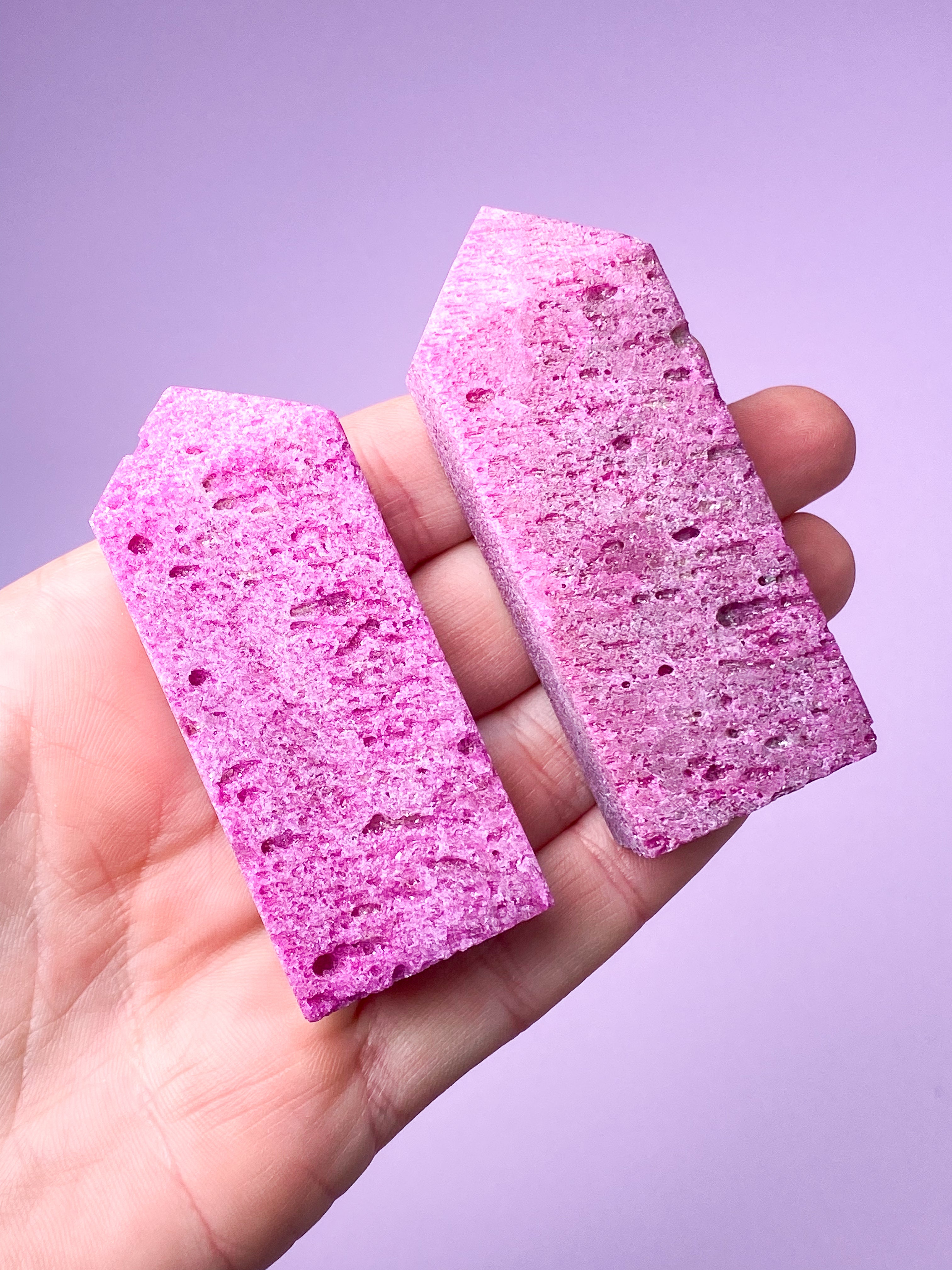 Honeycomb Ruby Tower (konstgjord) - OUTLET