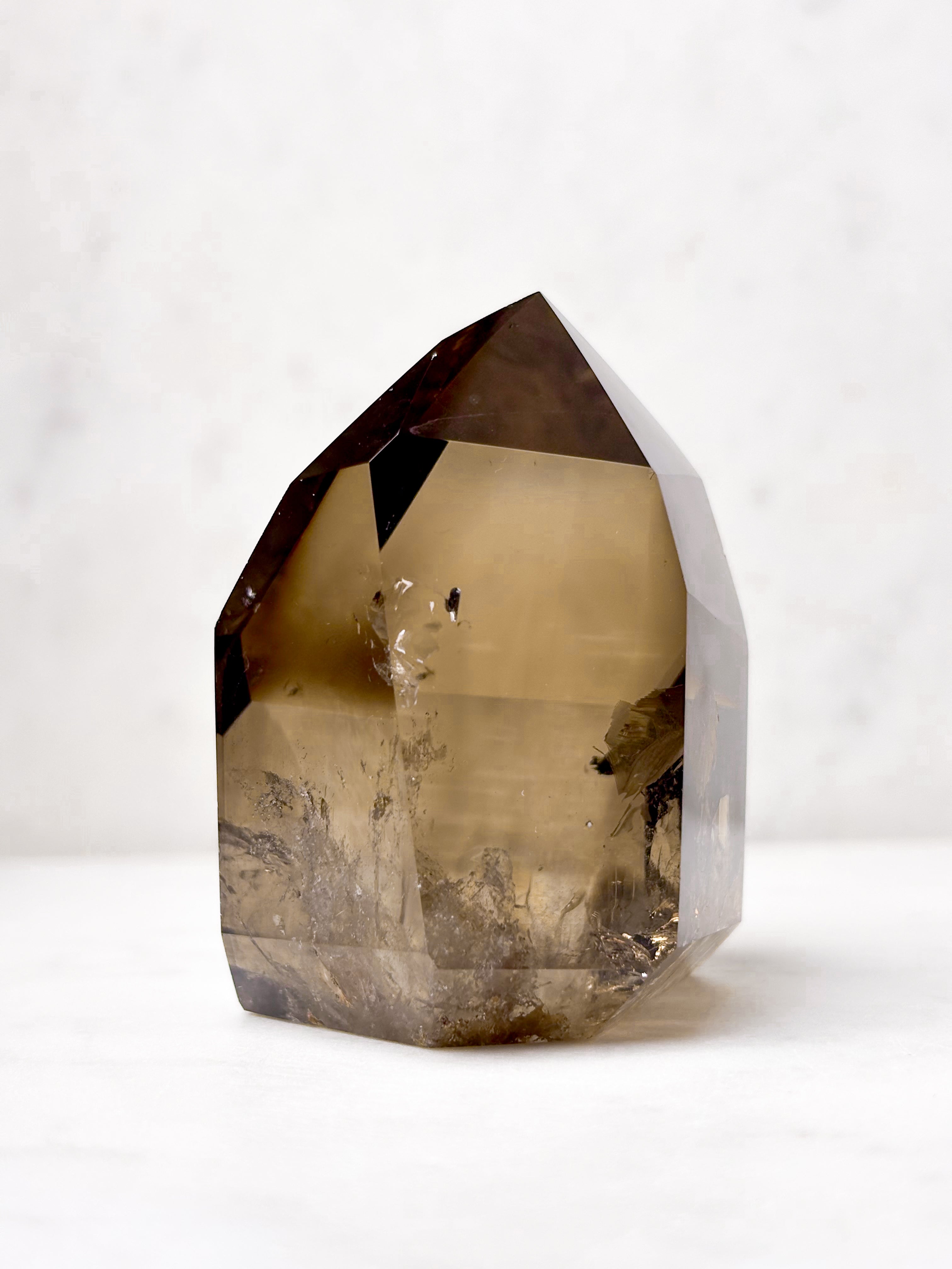 Rökkvartstorn (nr 25) Exklusiv kvalitet