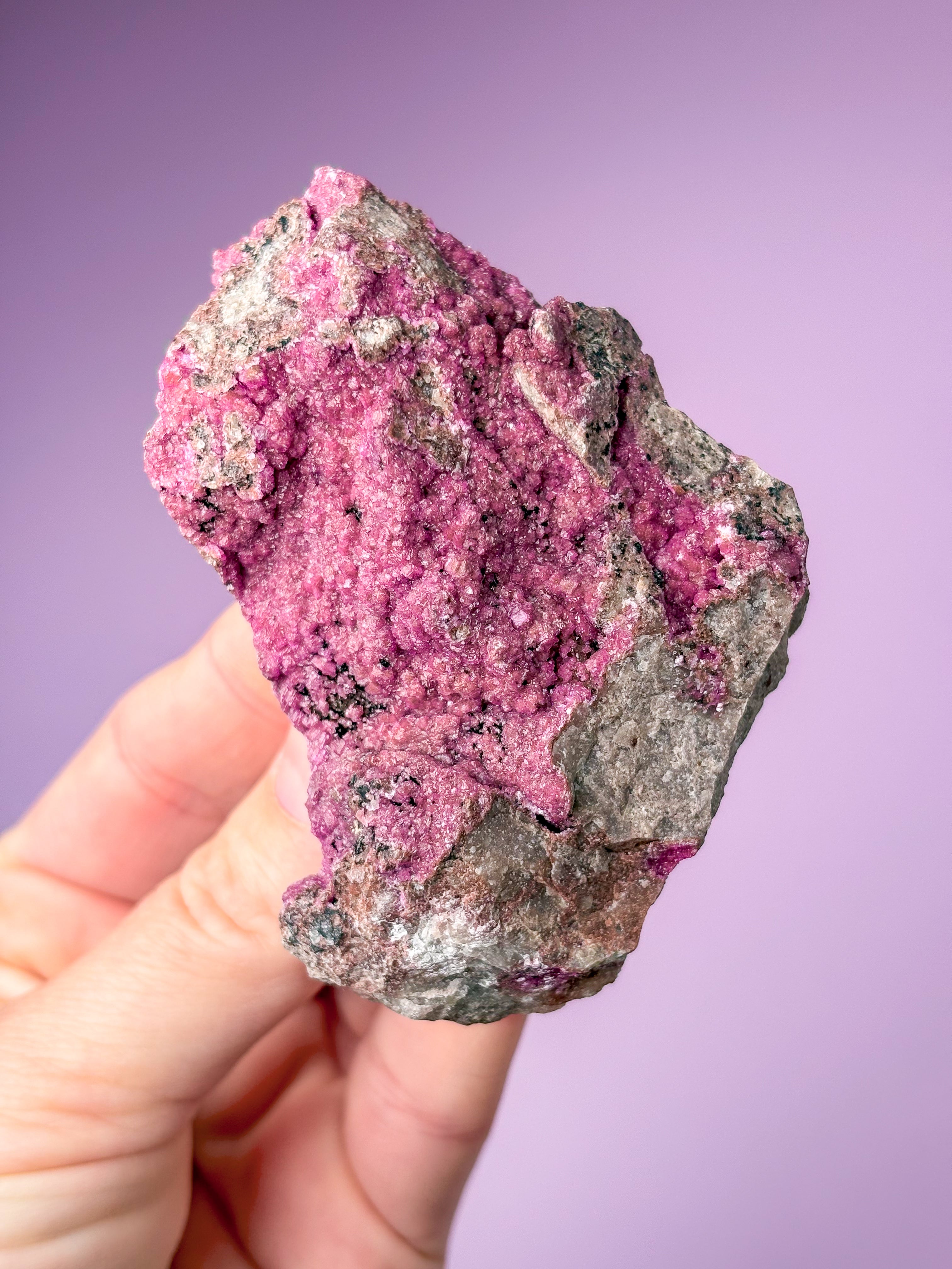 Kobaltkalcit rå (nr 8)