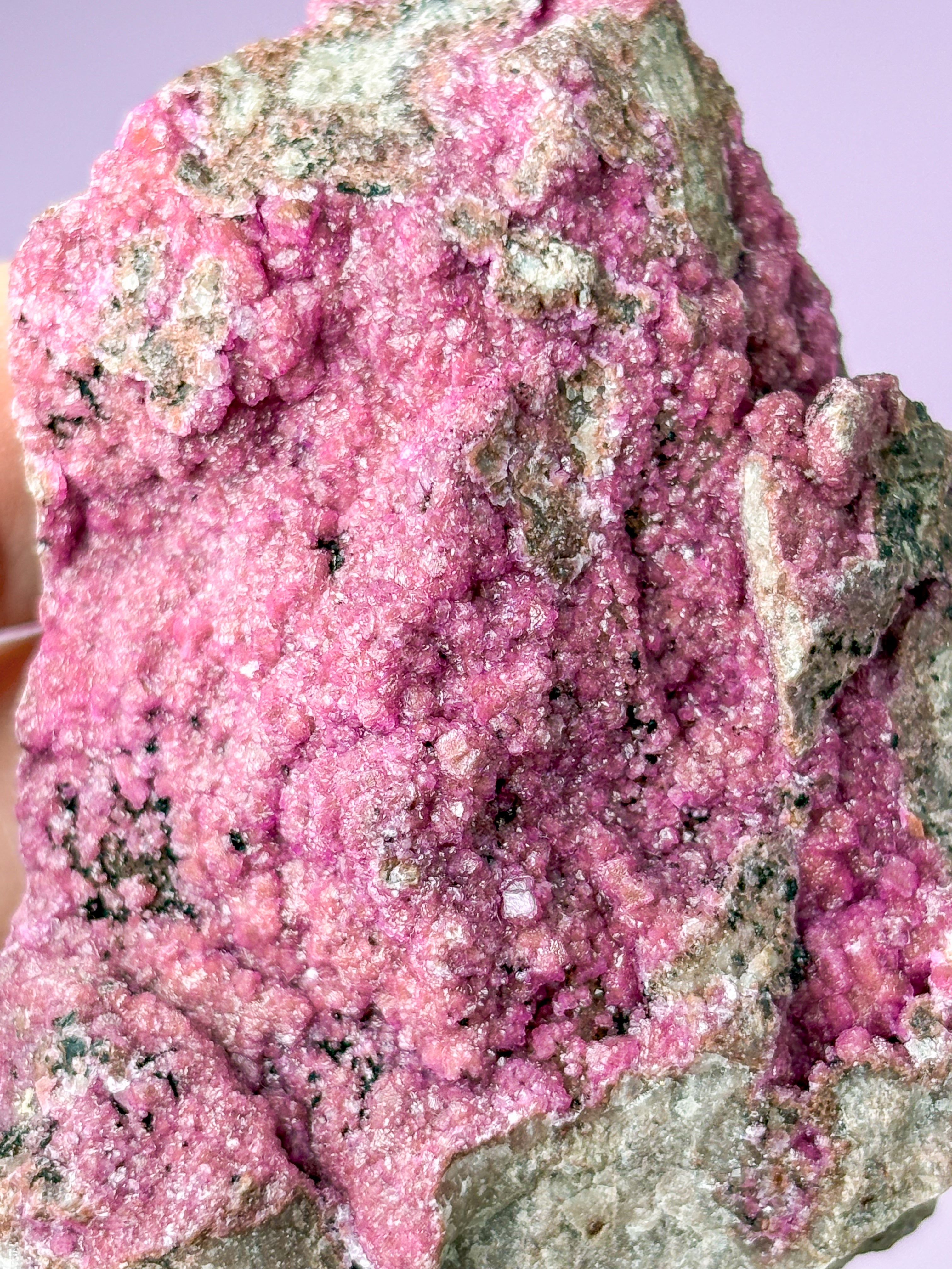 Kobaltkalcit rå (nr 8)