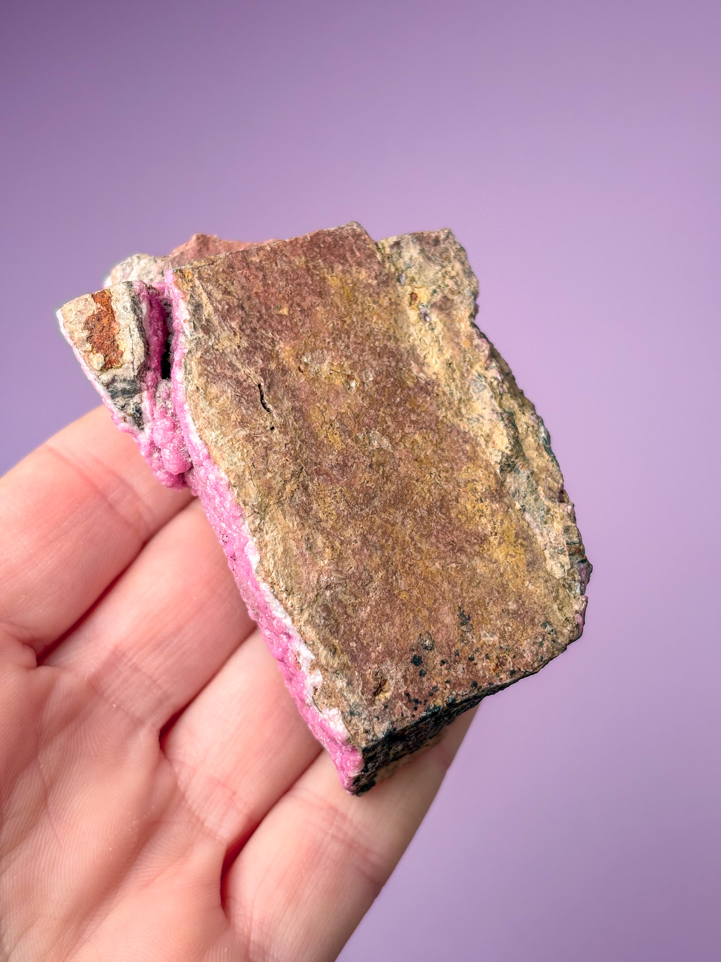 Kobaltkalcit rå (nr 10)