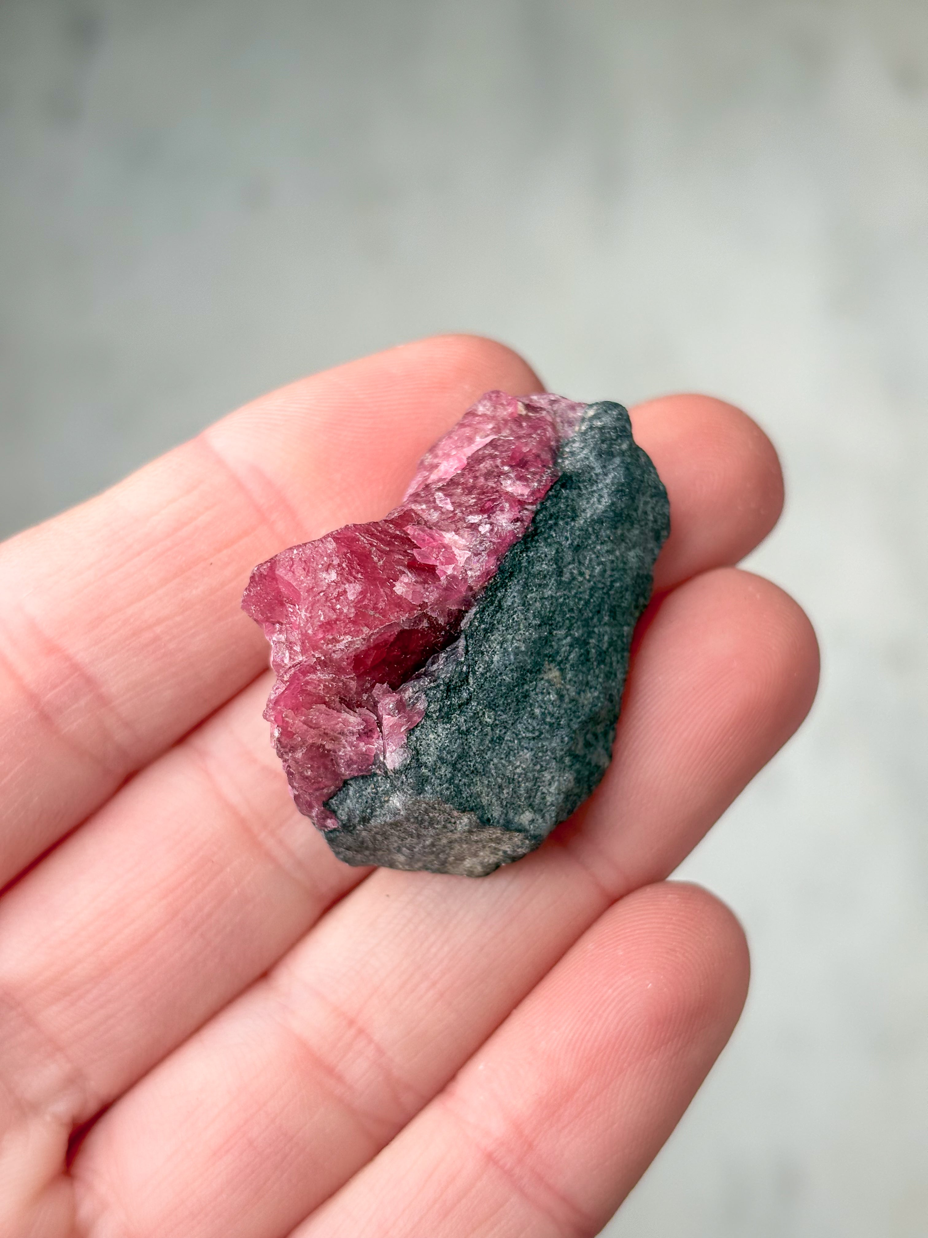 Gemmy Rhodonit (nr 6)