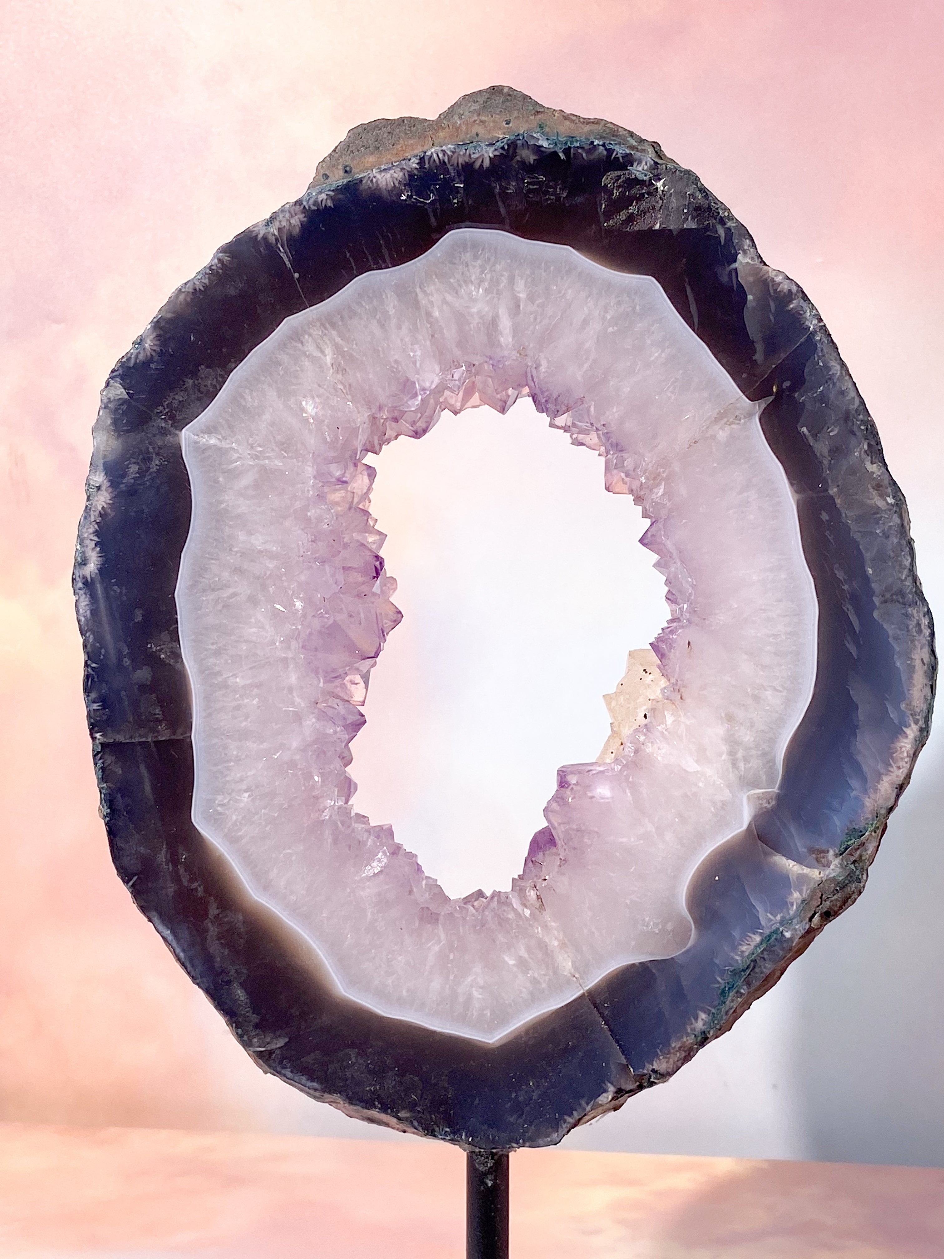 Jätteportal med ametist (nr 4)