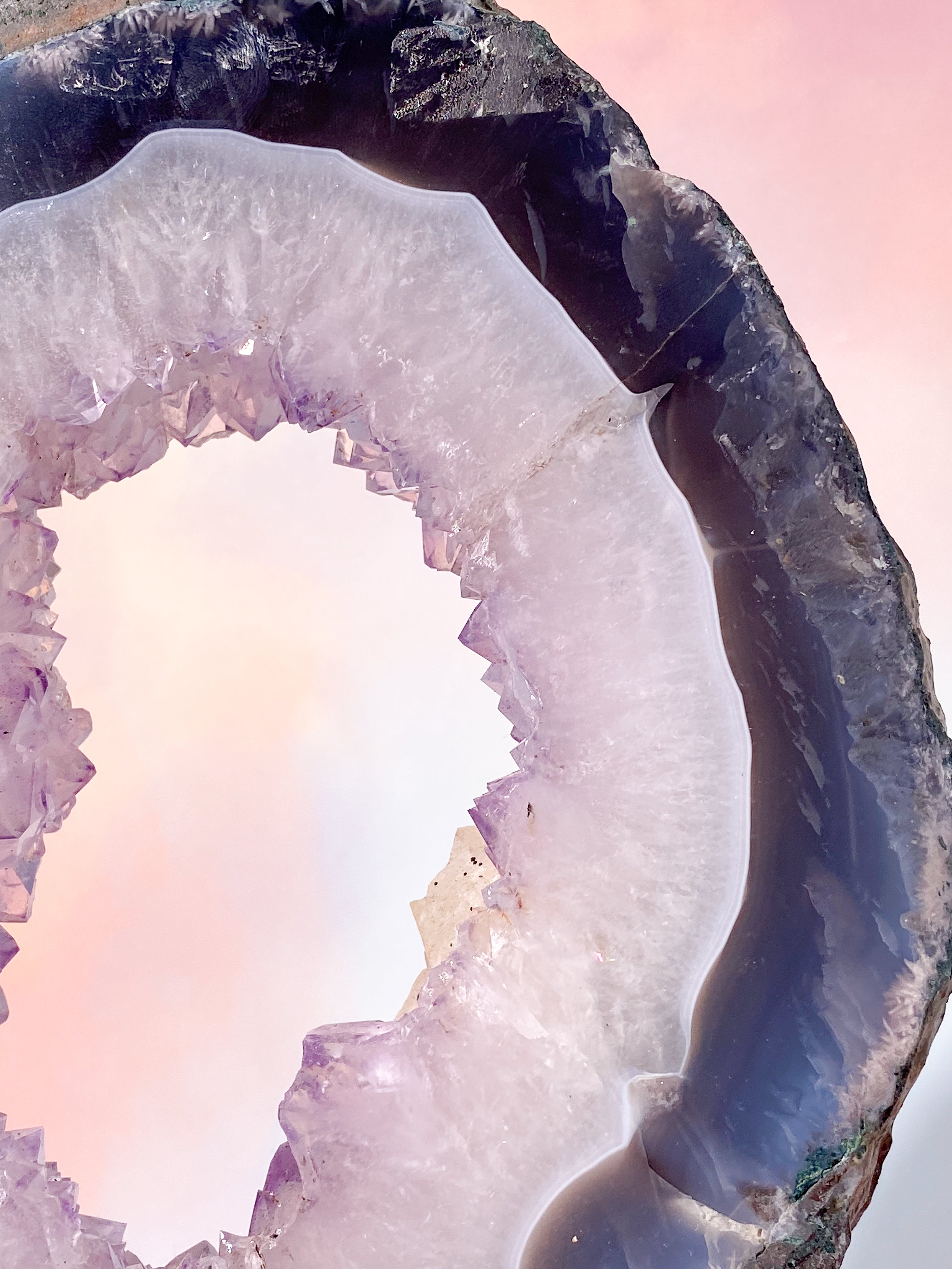 Jätteportal med ametist (nr 4)