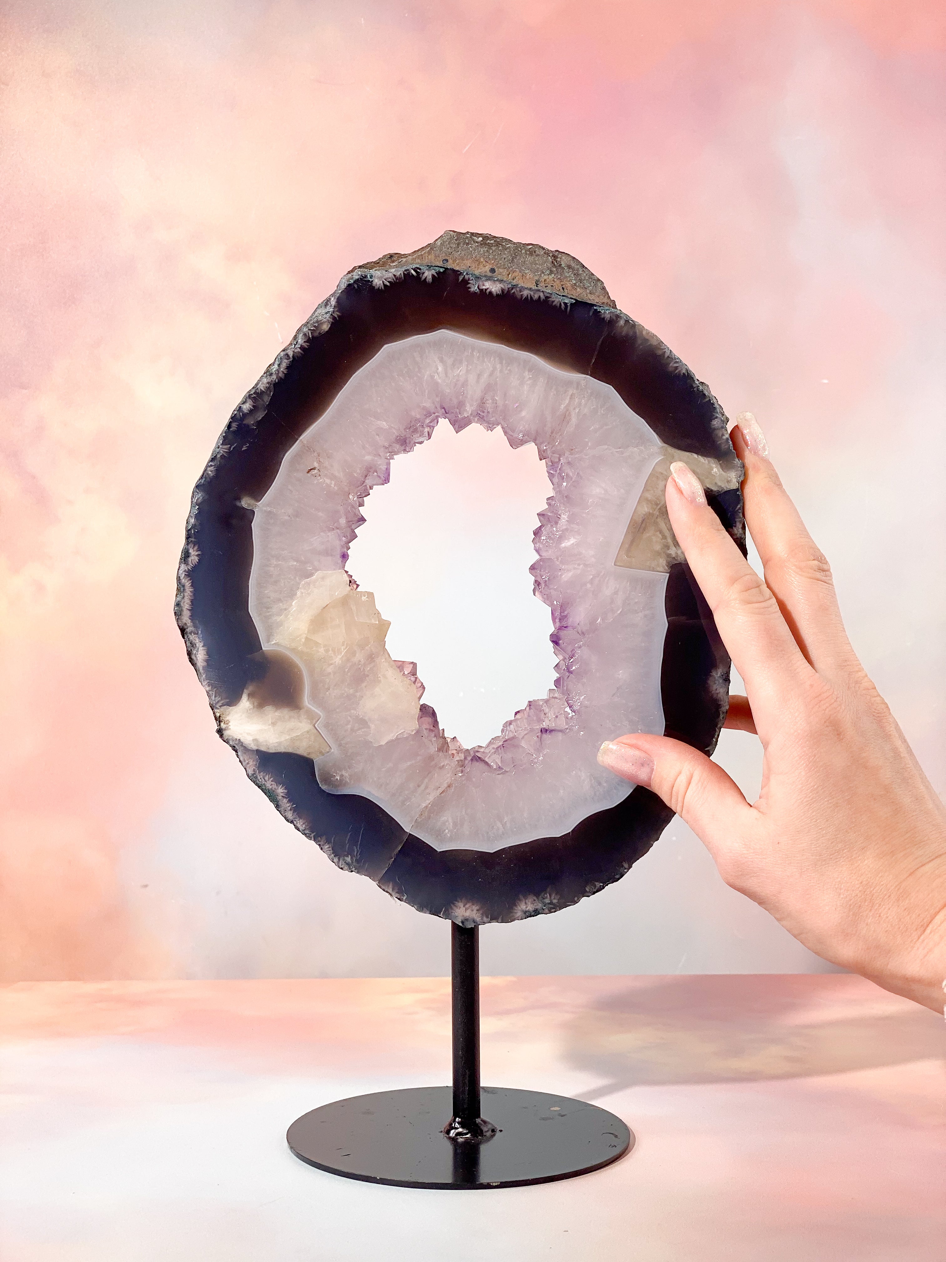 Jätteportal med ametist (nr 4)