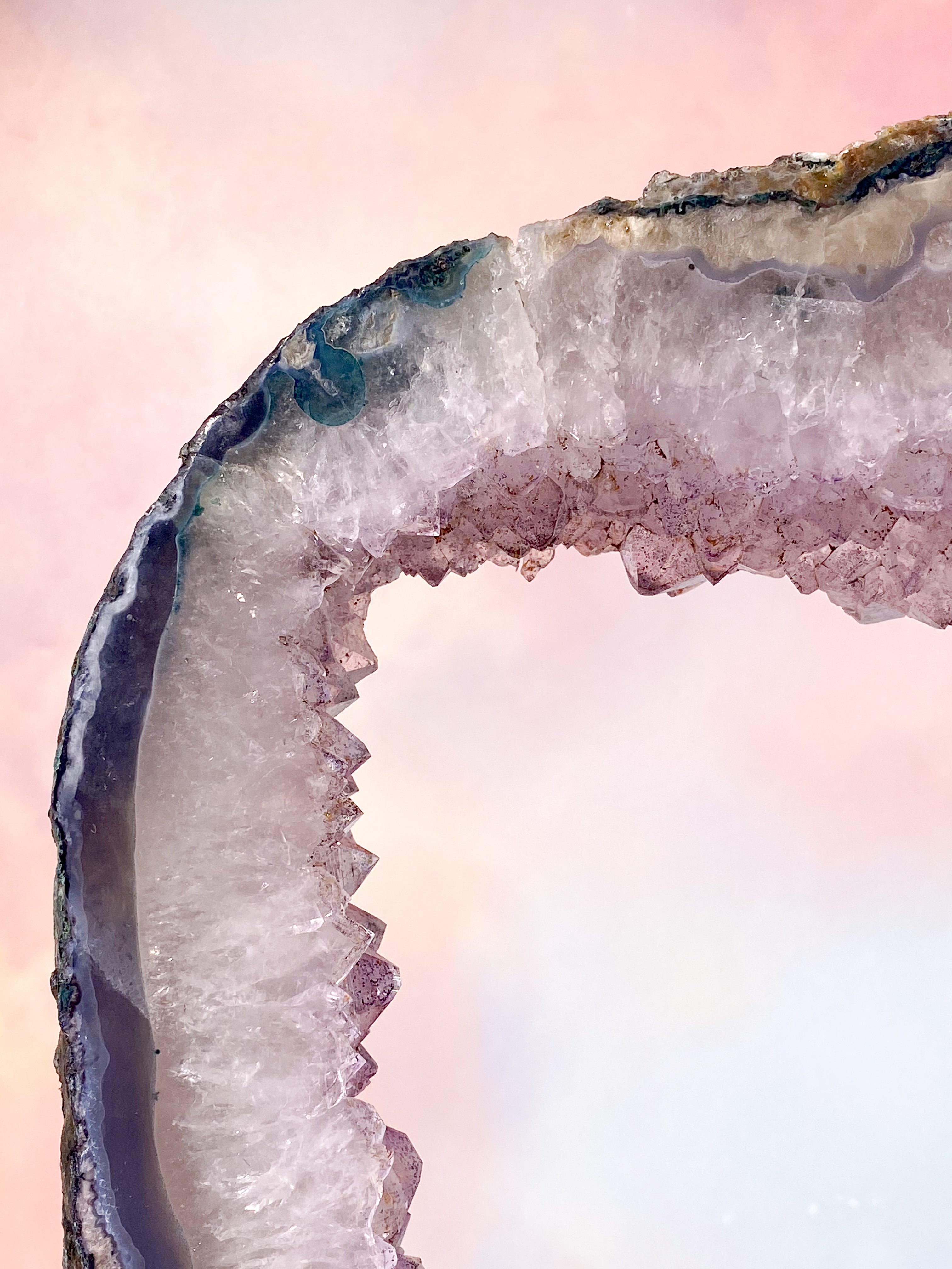 Jätteportal med ametist (nr 5)