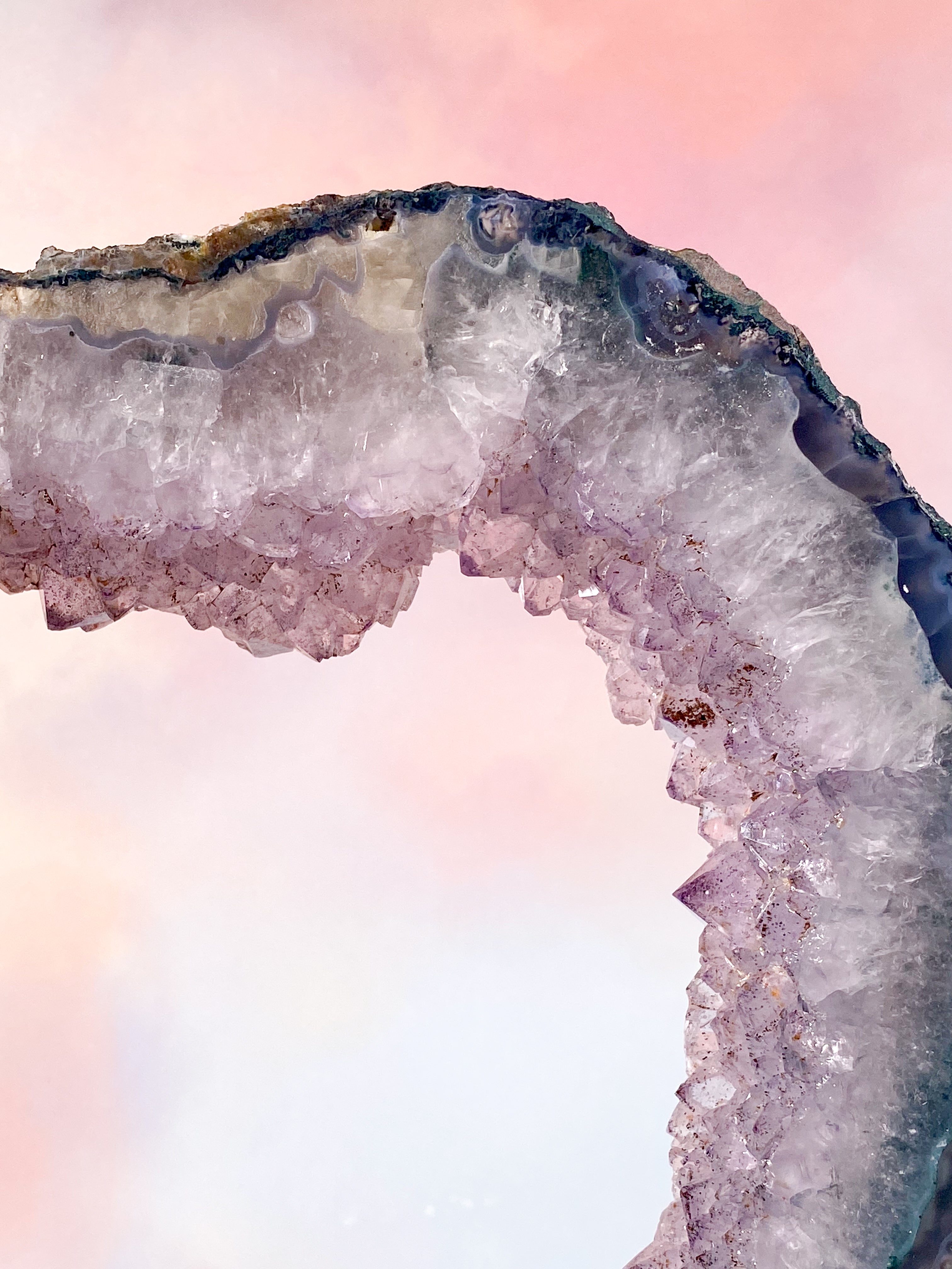 Jätteportal med ametist (nr 5)