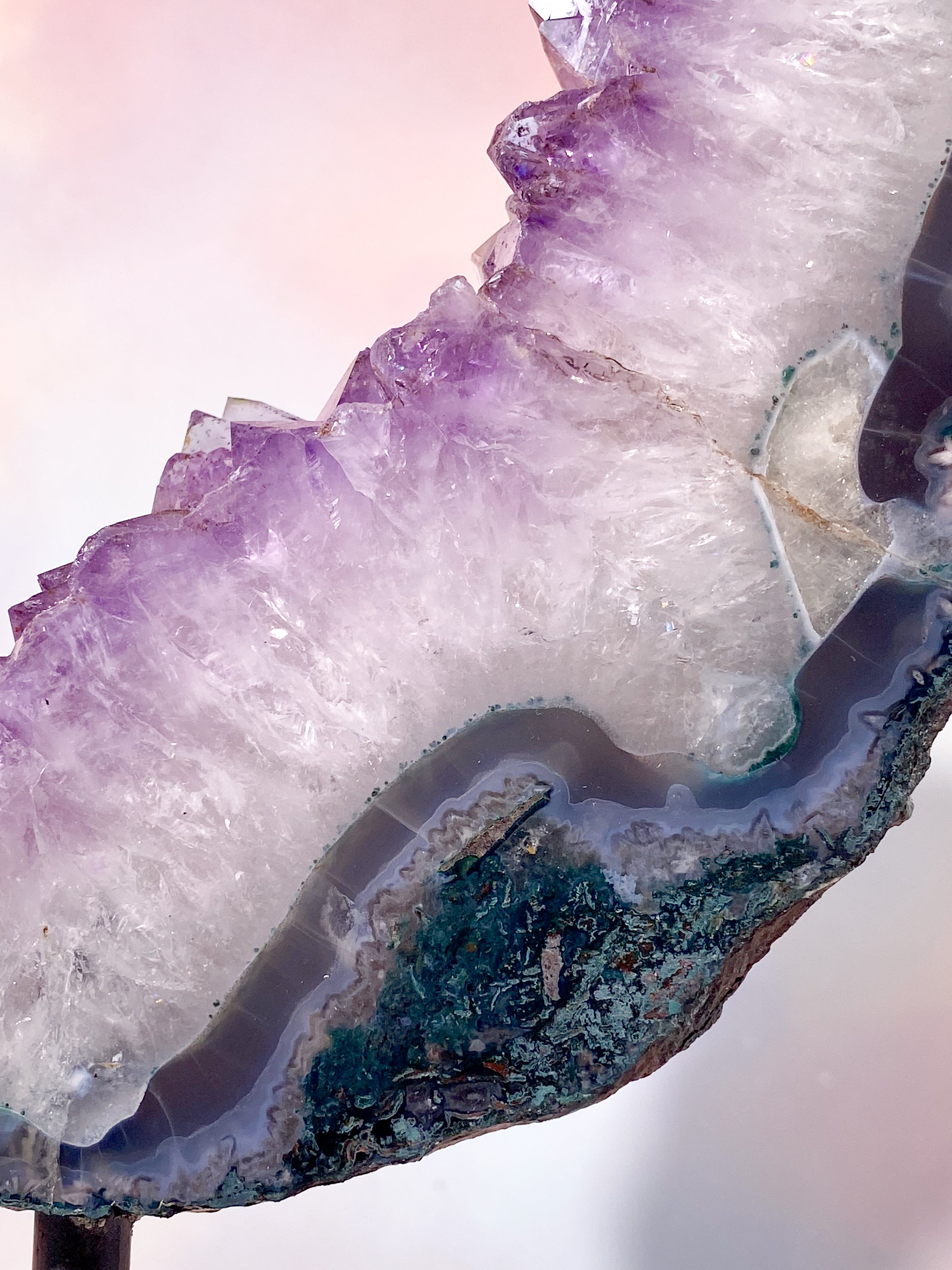 Jätteportal med ametist (nr 7)