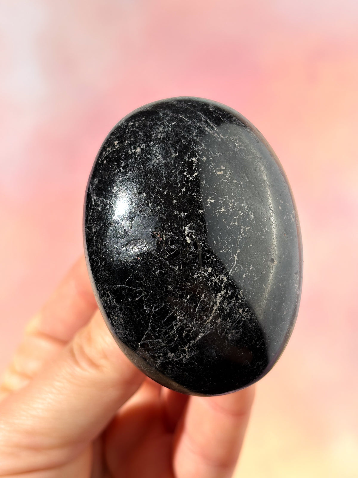 Svart Turmalin Palmstone (Nr. 4)