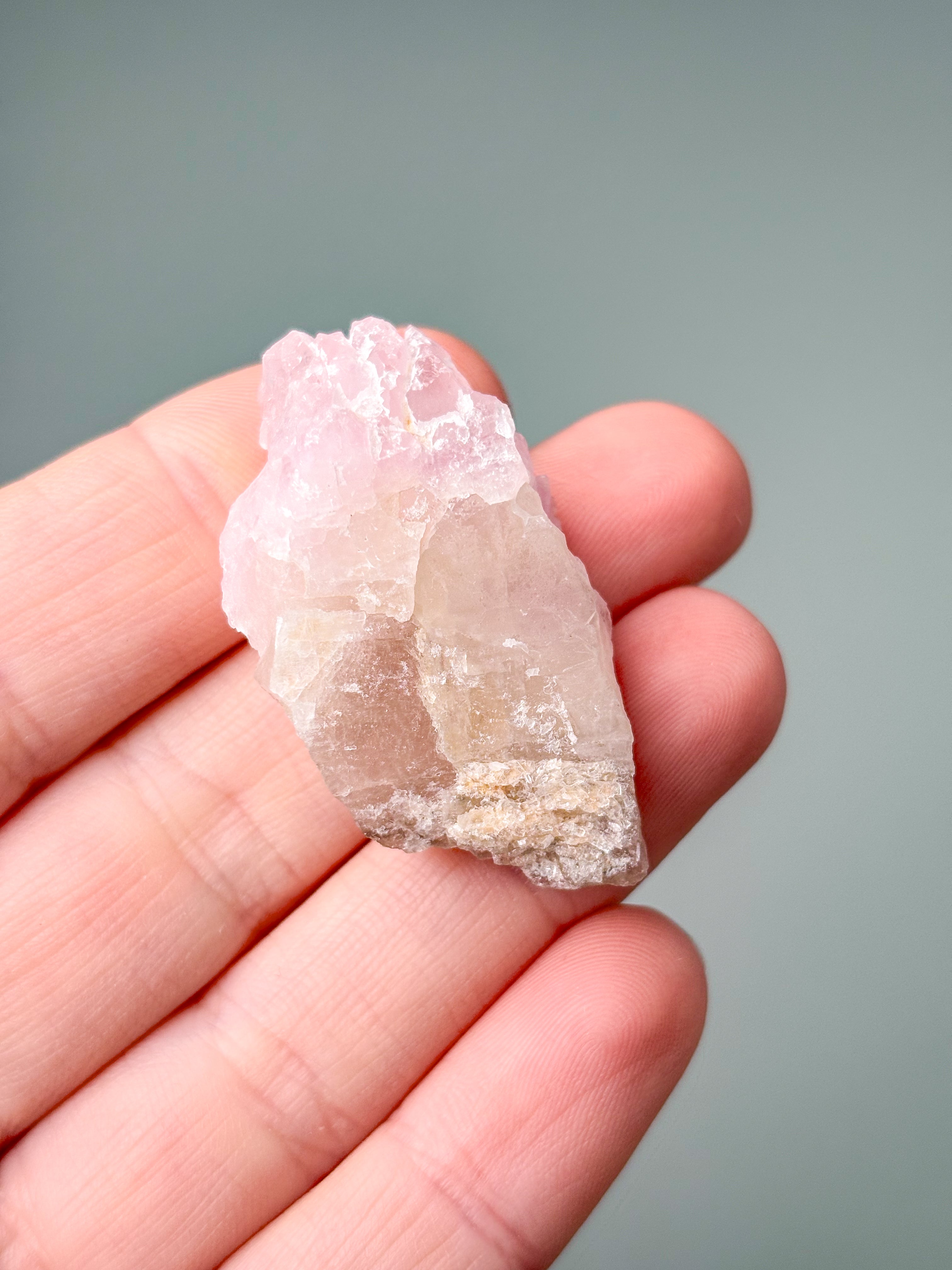 Kristalliserad rosenkvarts exklusiv kvalitet (nr 1)
