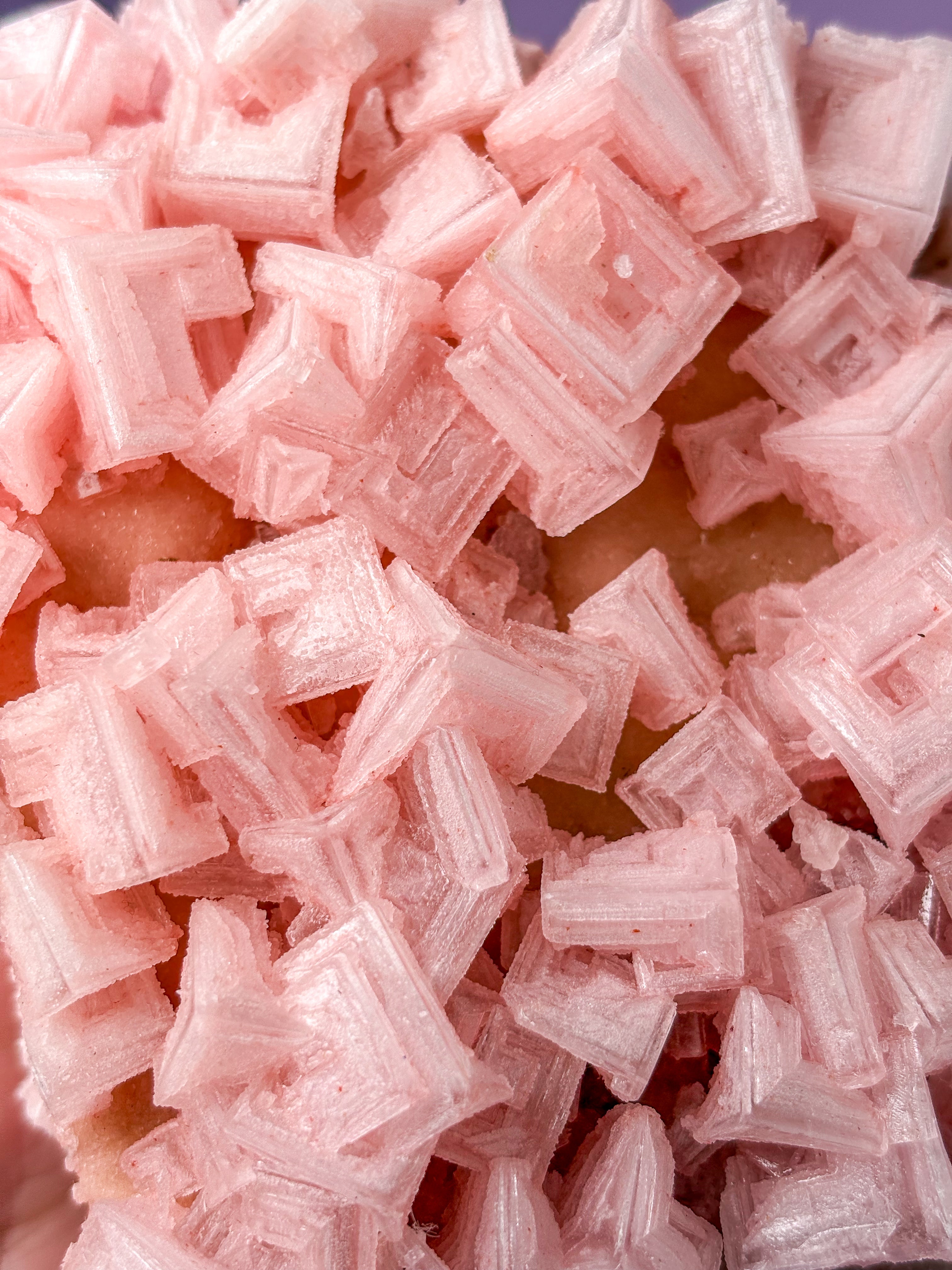 Stor rosa halitkluster (nr 47)