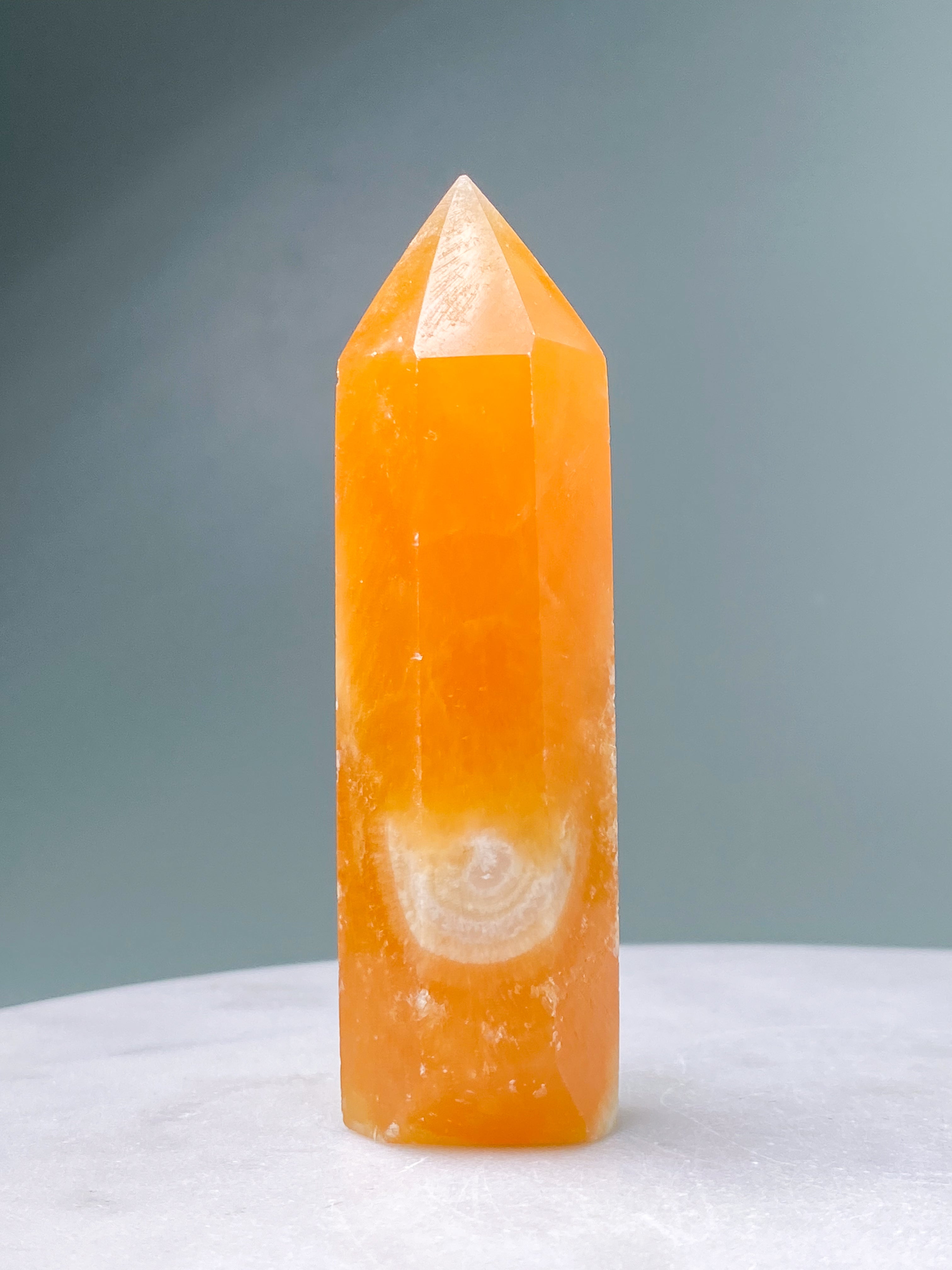 Orange kalcittorn (nr 2)