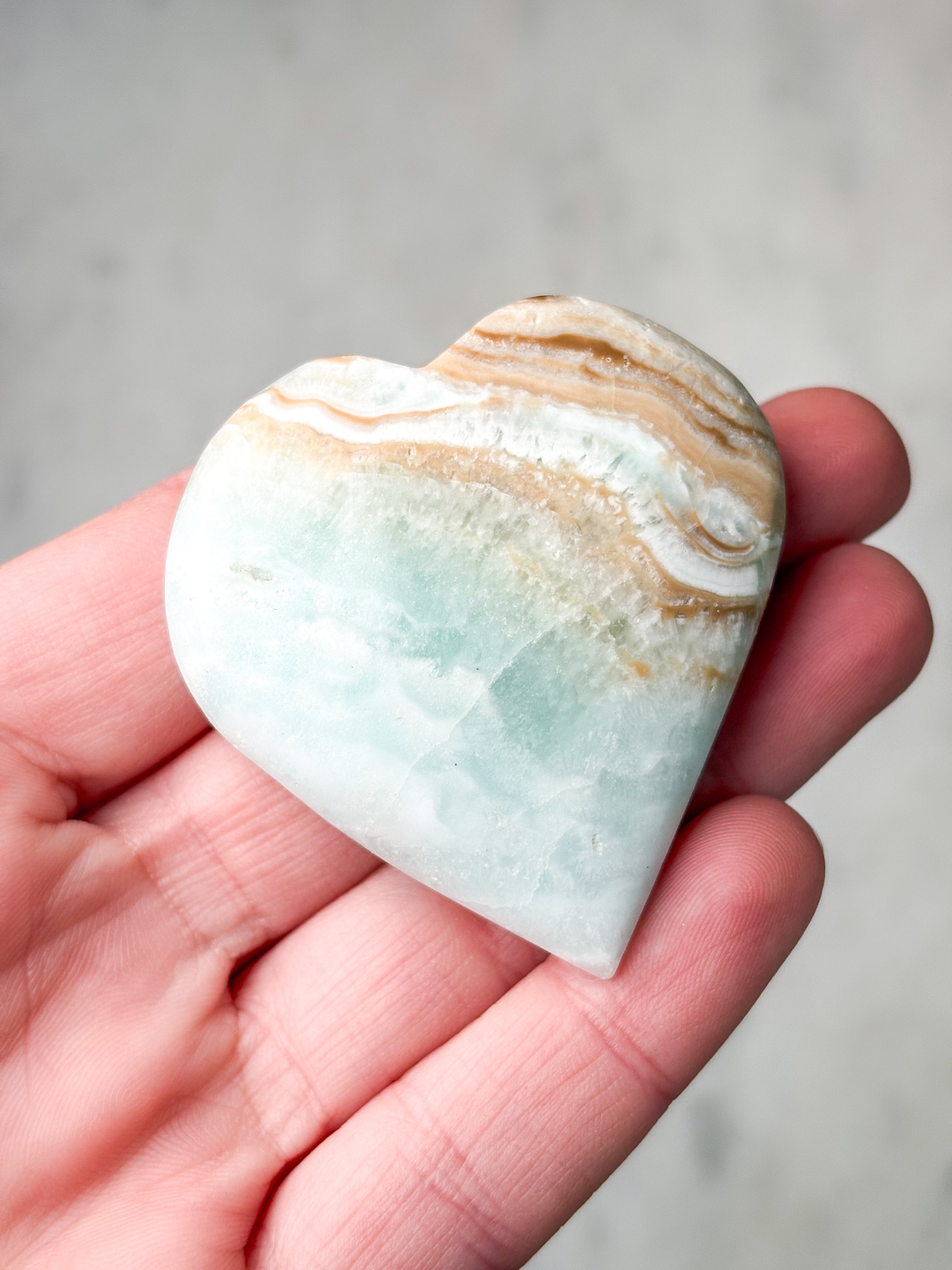 Caribisk Calcit Hjerte (Nr. 1)