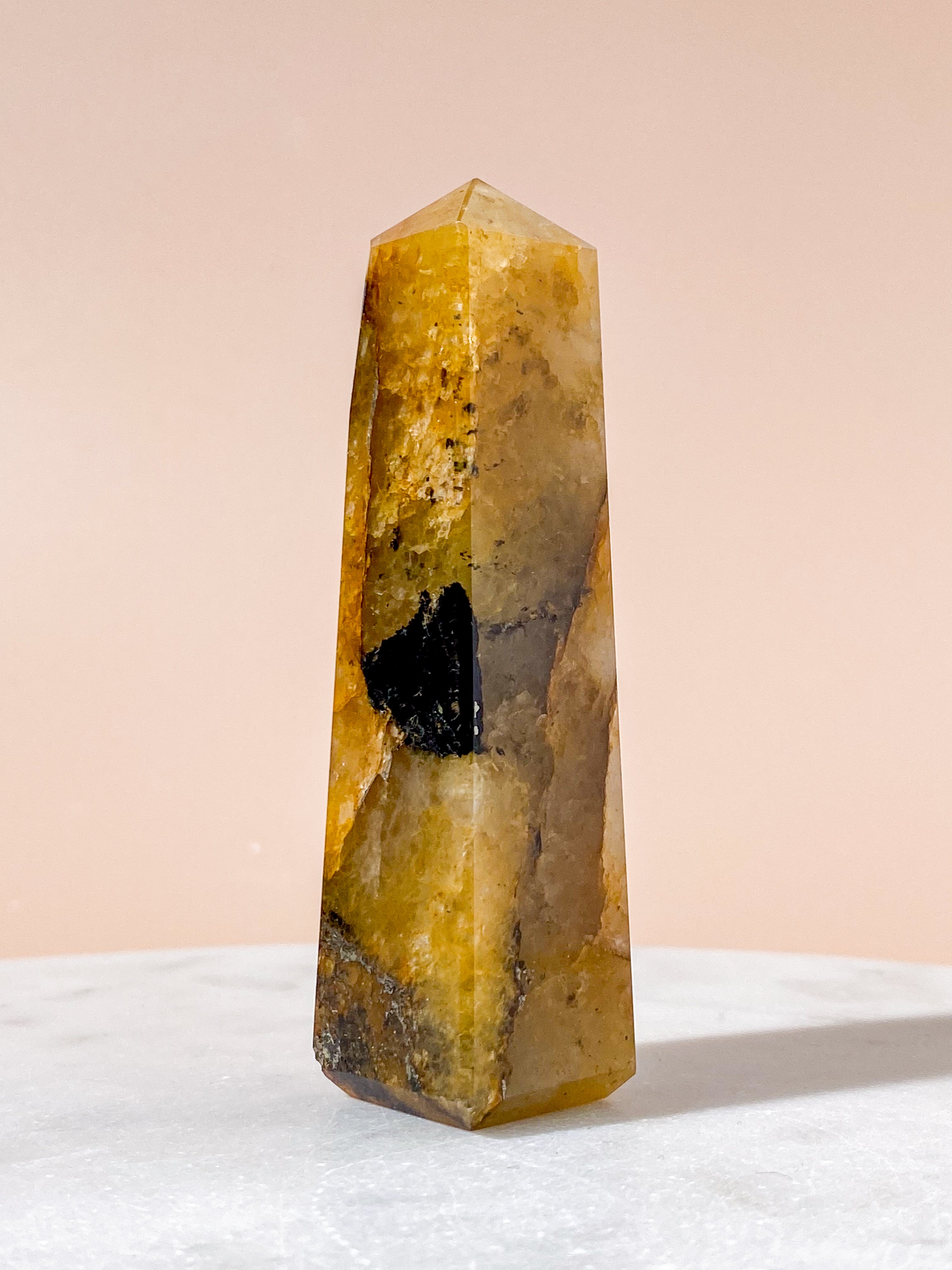 Gyllene helbrägdagörare med pyrittorn (nr 2)