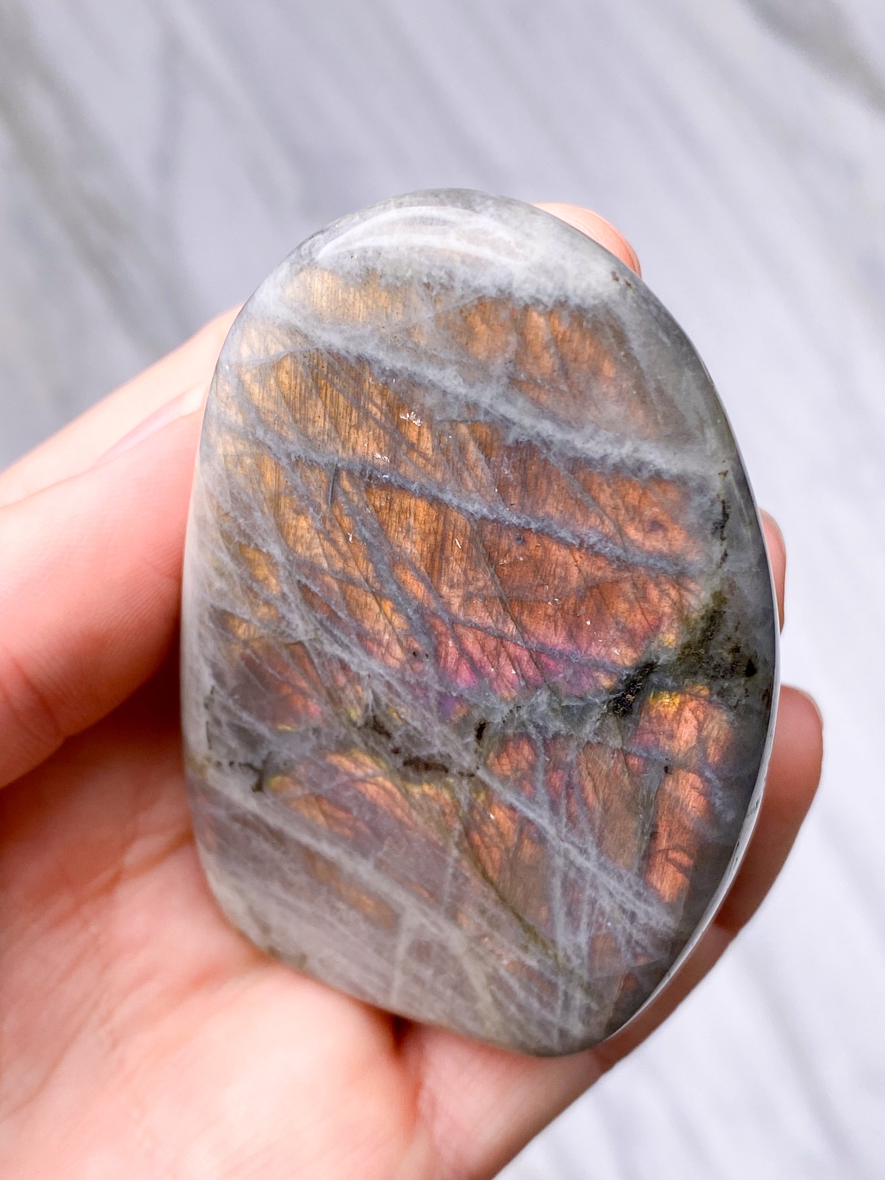 Guld labradorite hjärta