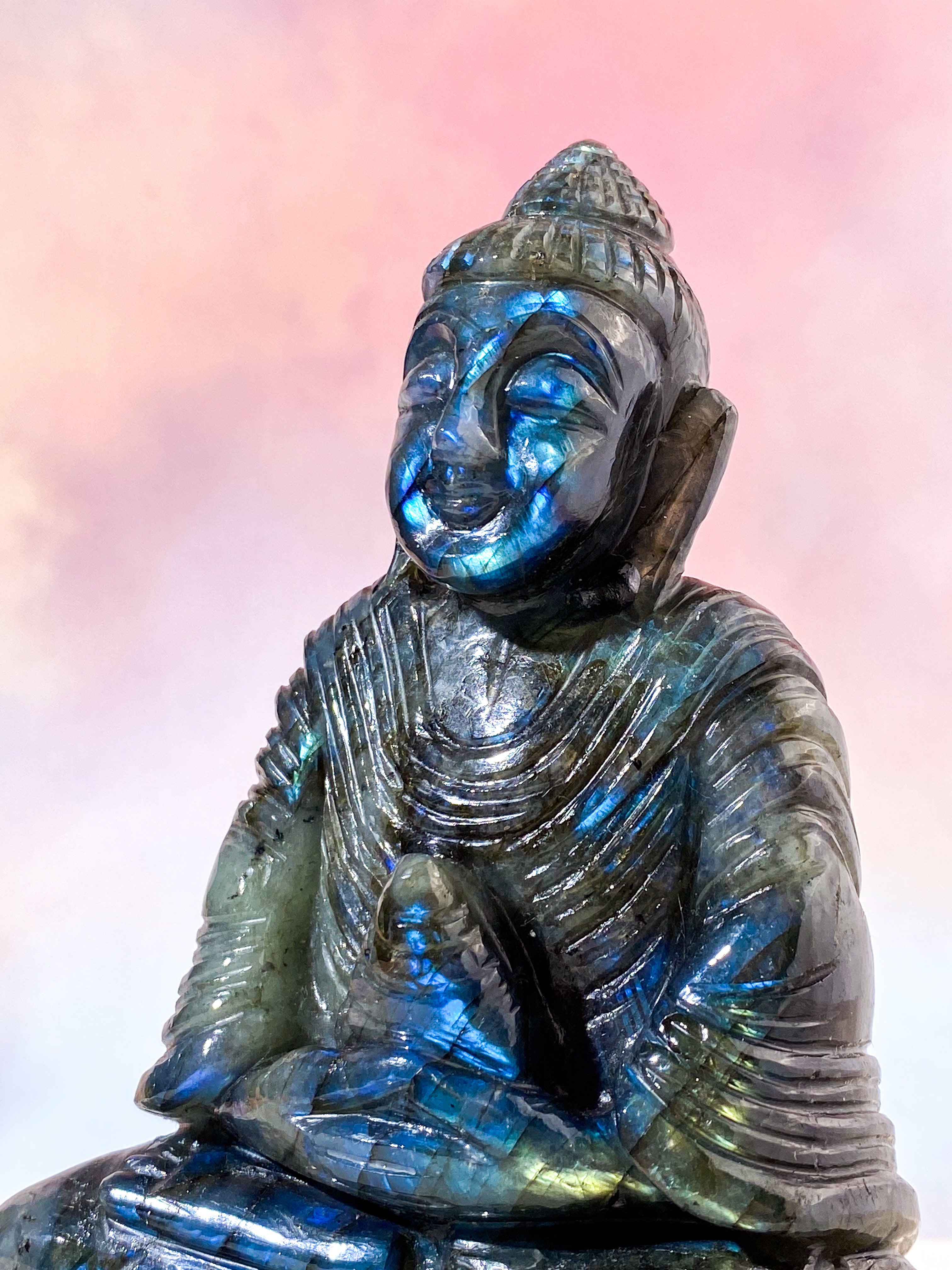 Labradorit Buddha (Nr. 1)