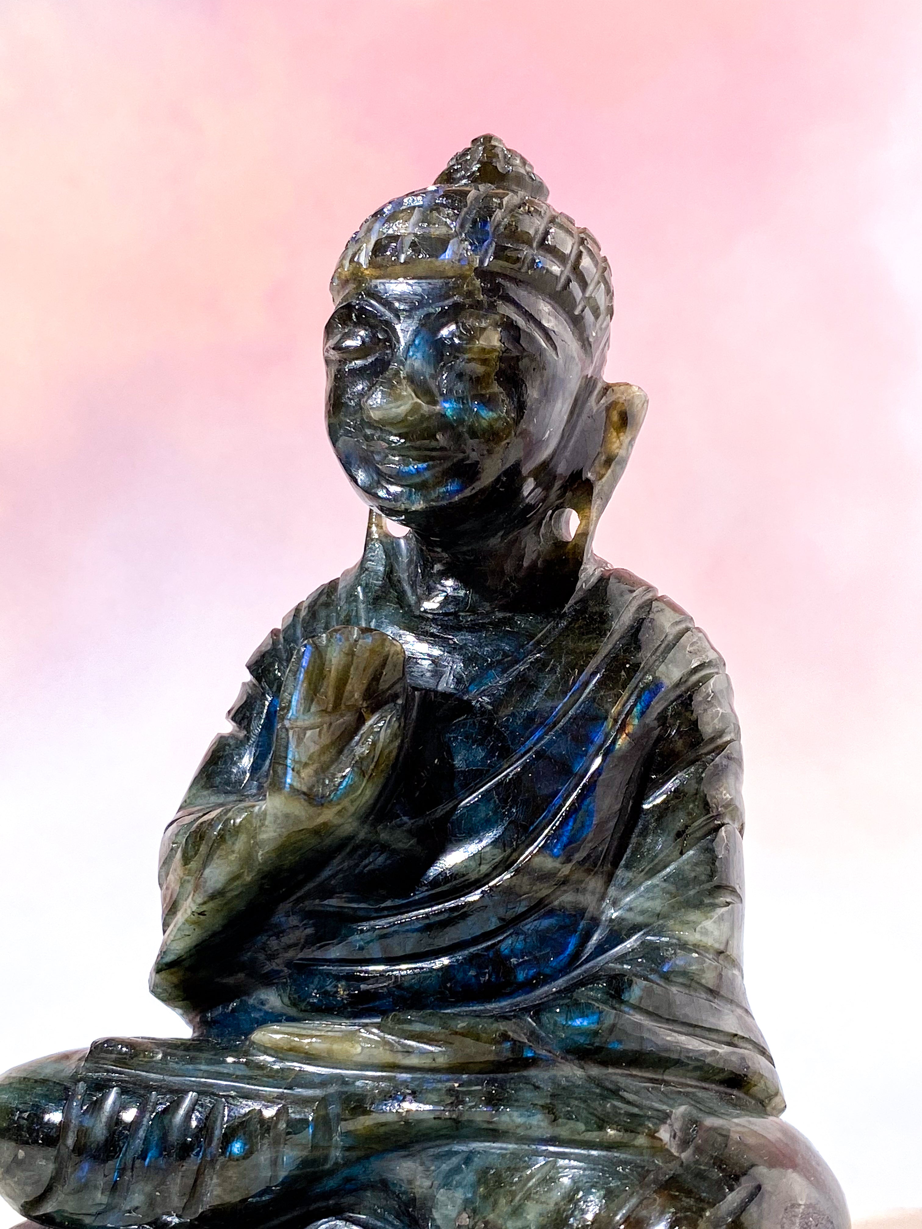 Labradorit Buddha (Nr. 2)
