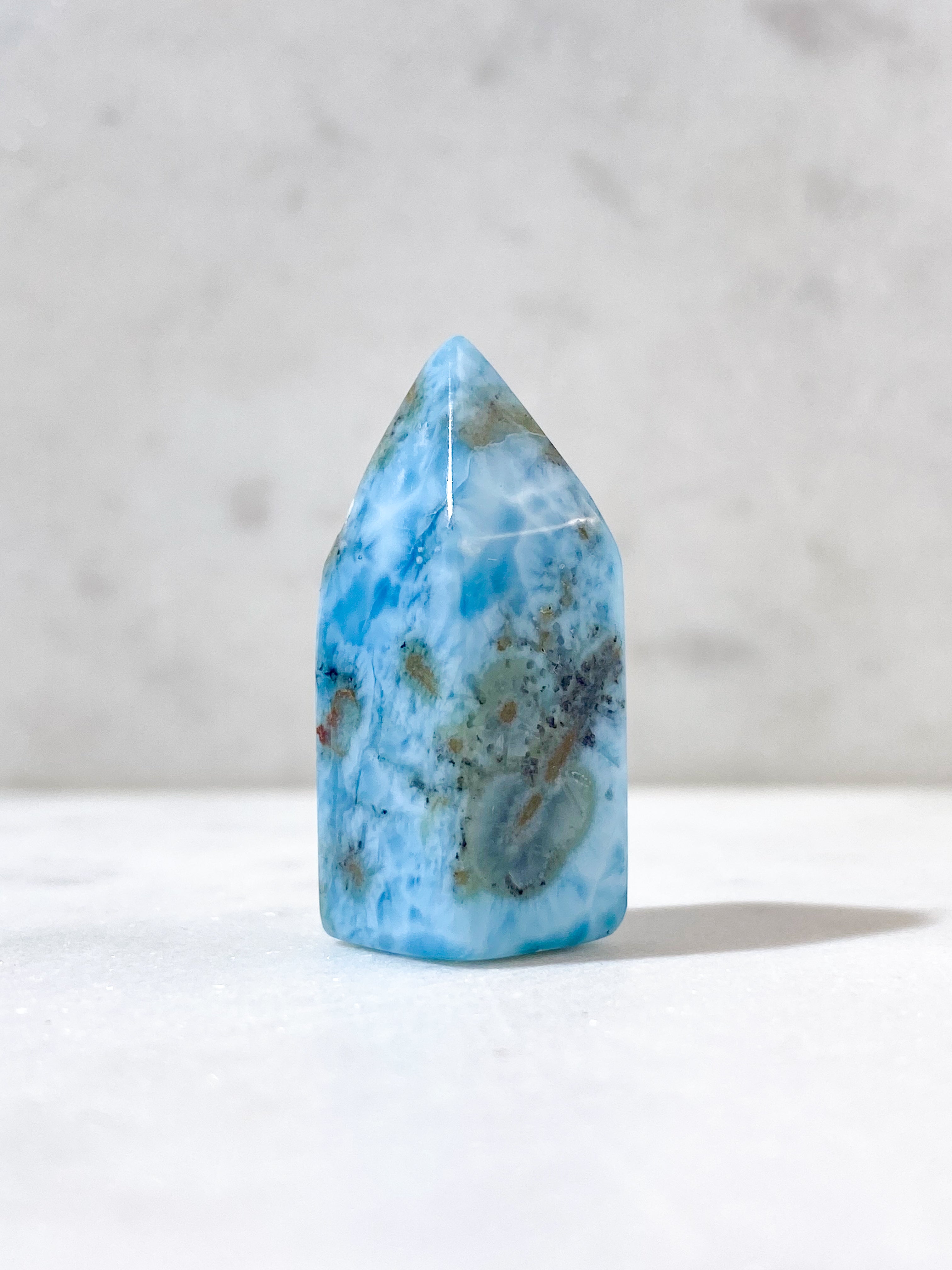 Larimar Tower (nr 5)