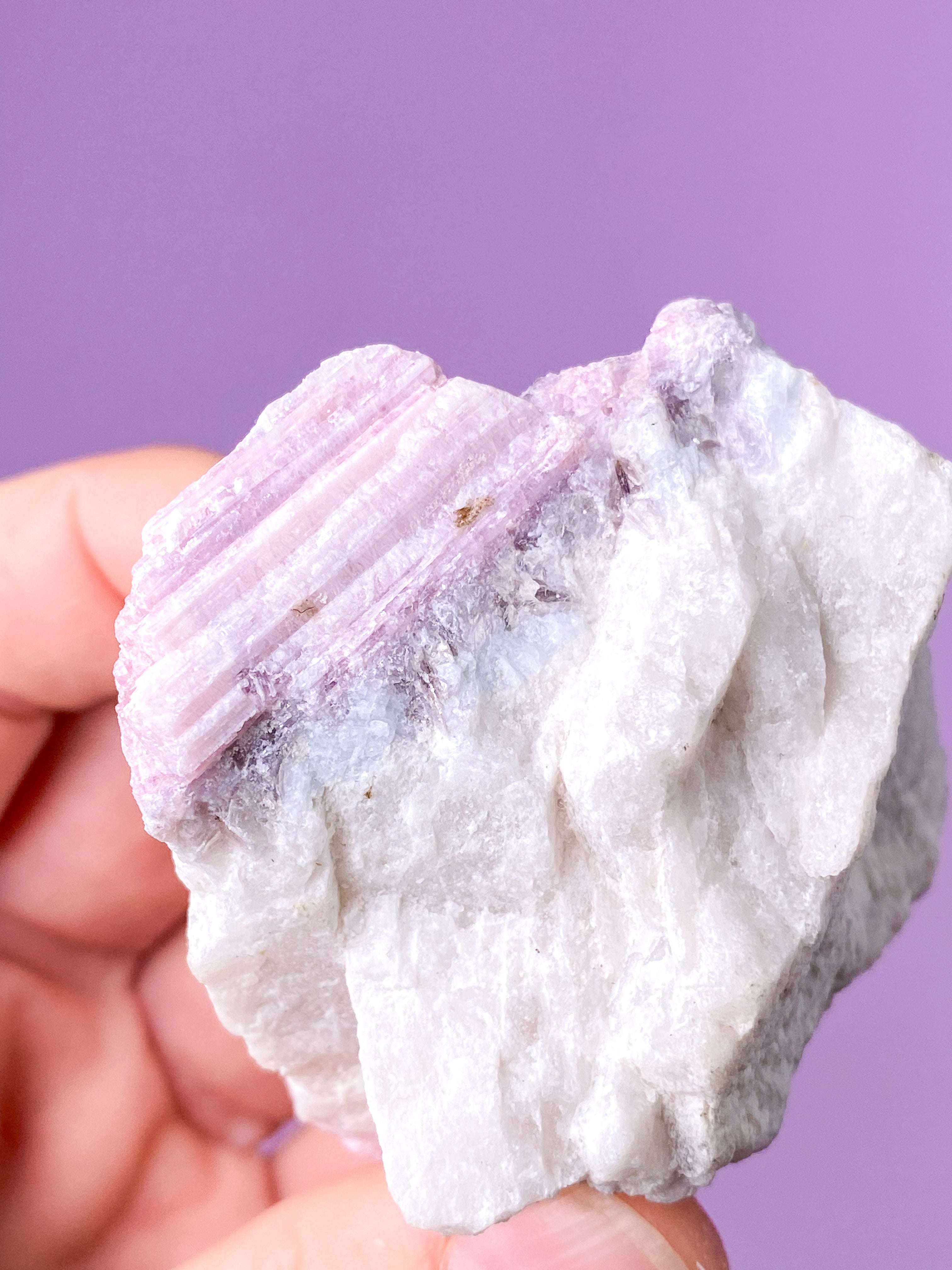 Rosa turmalinkluster (nr 9)