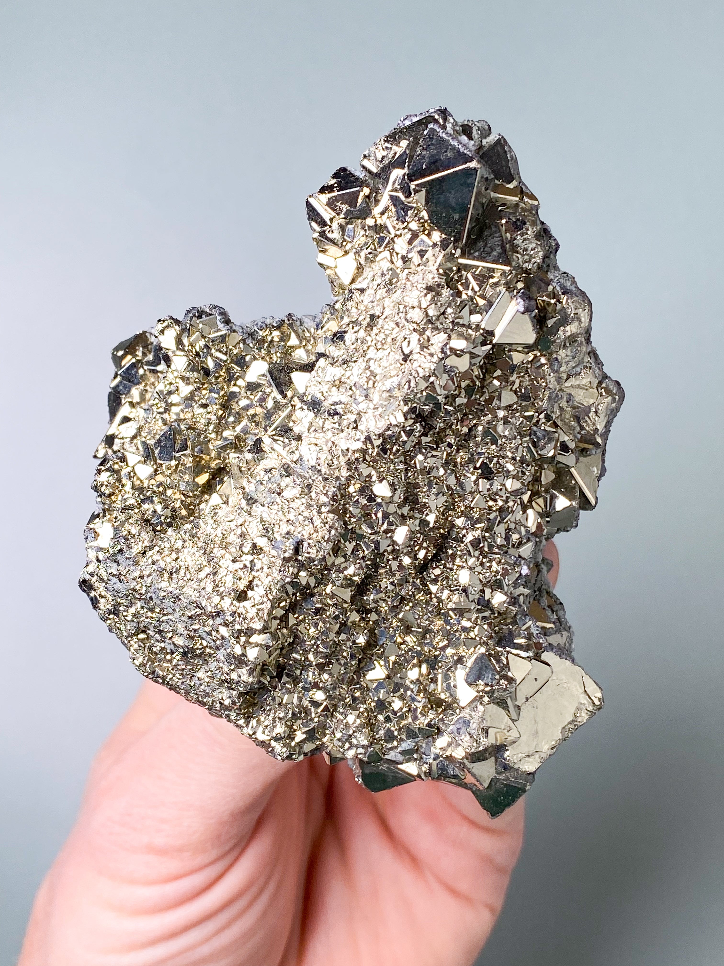 Pyritkluster (nr 11)