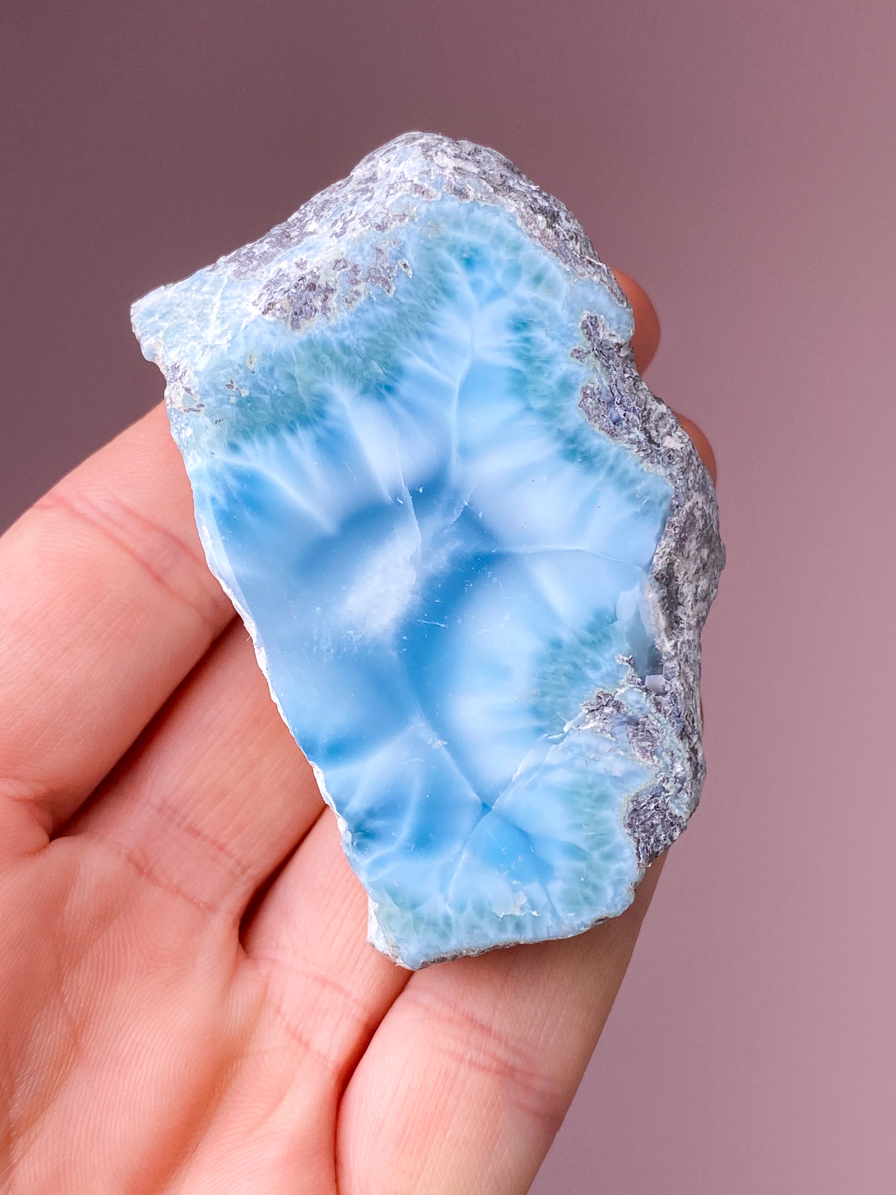 Larimar Halvpolerad (nr 15)
