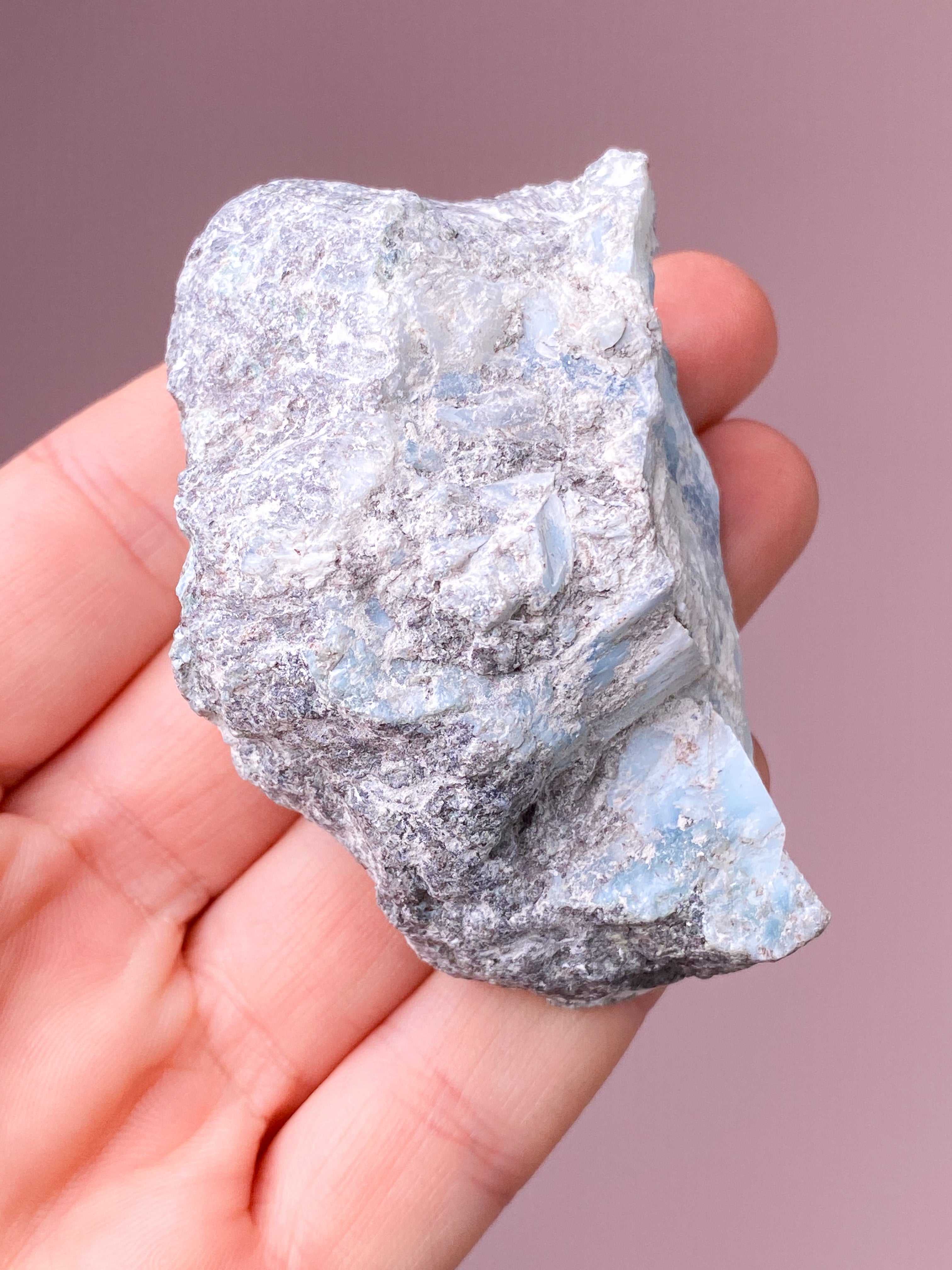 Larimar Halvpolerad (nr 15)