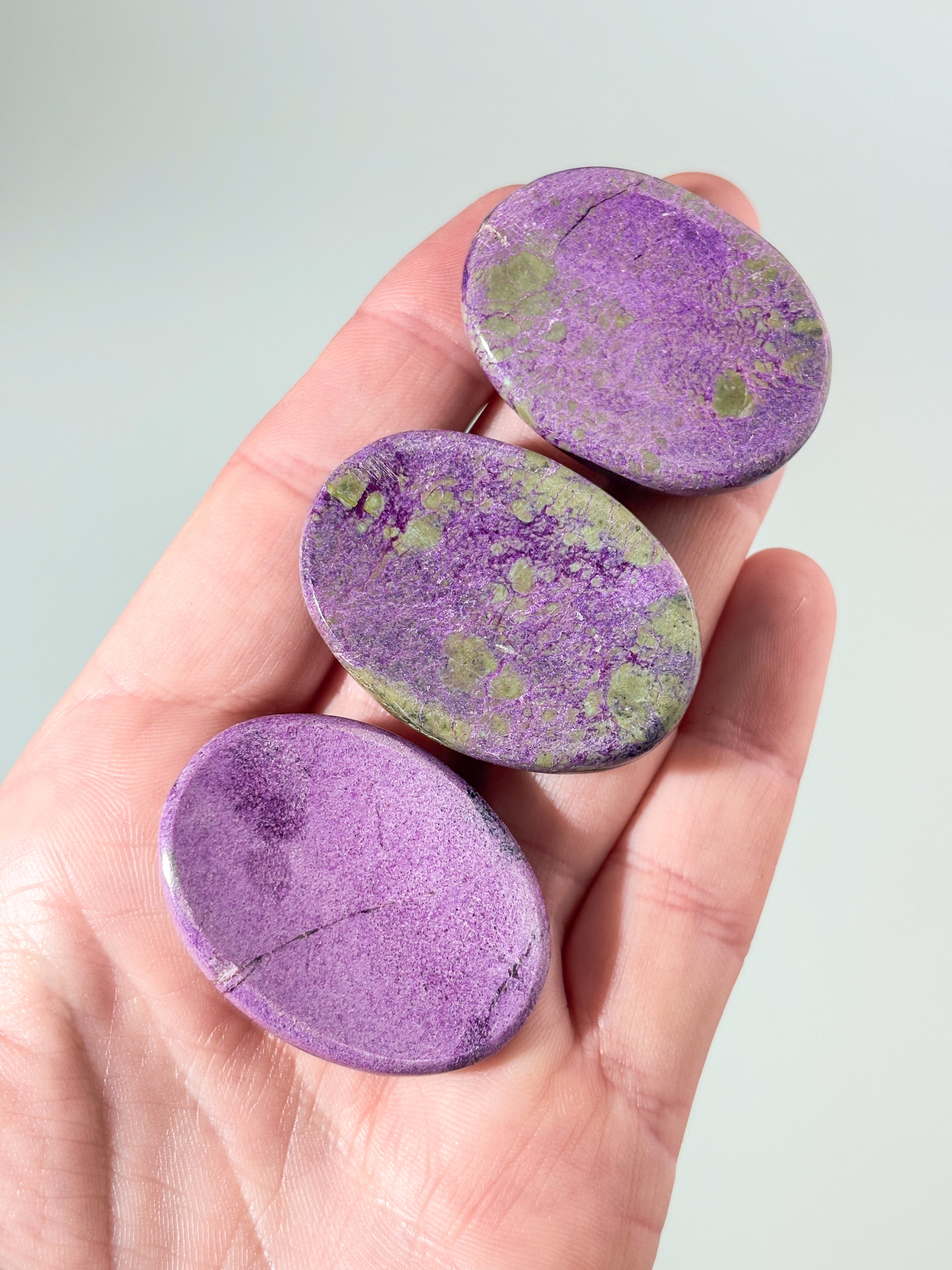 Stichtite Worrystone