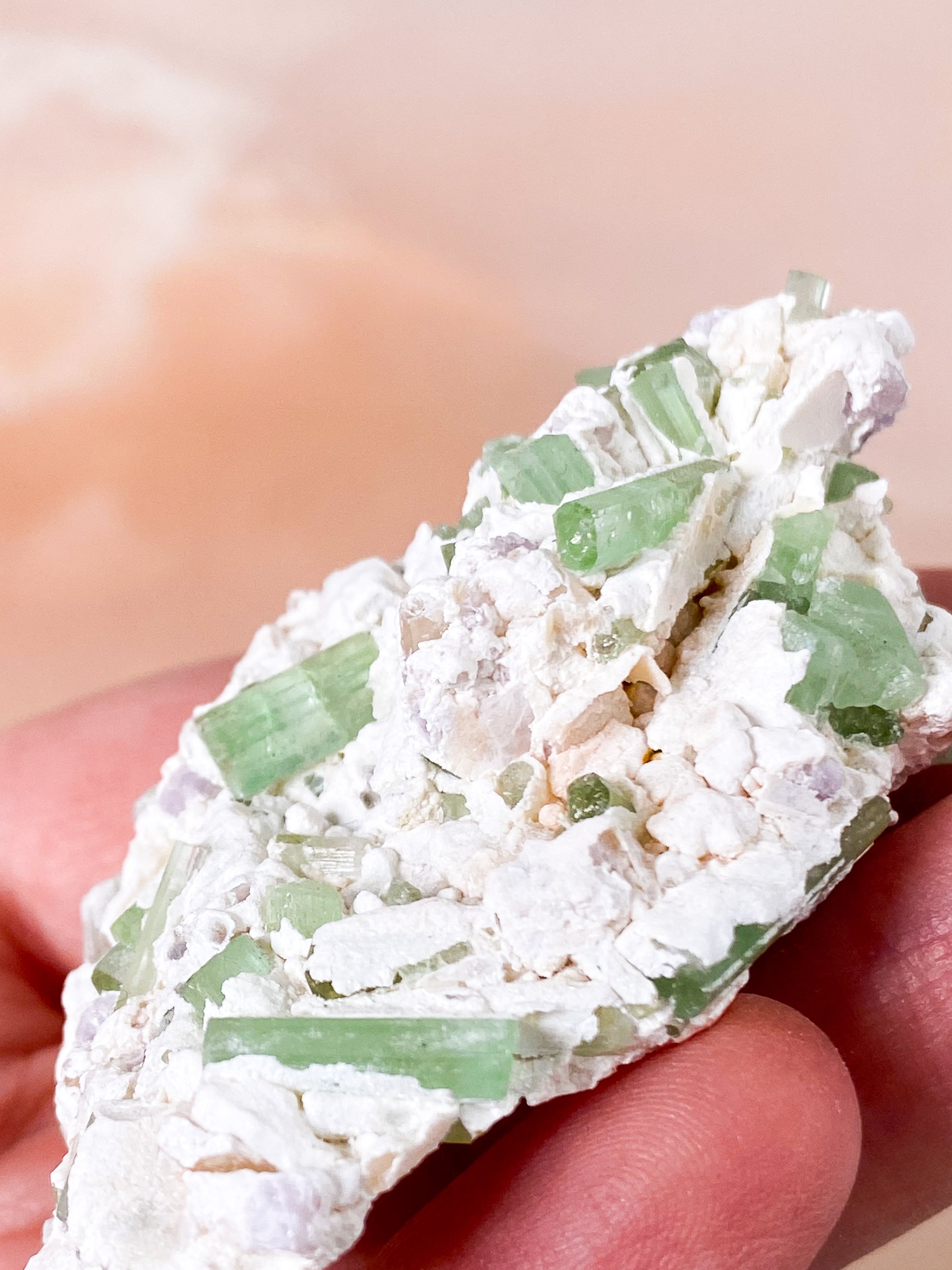 Grönt turmalinkluster (nr 5)