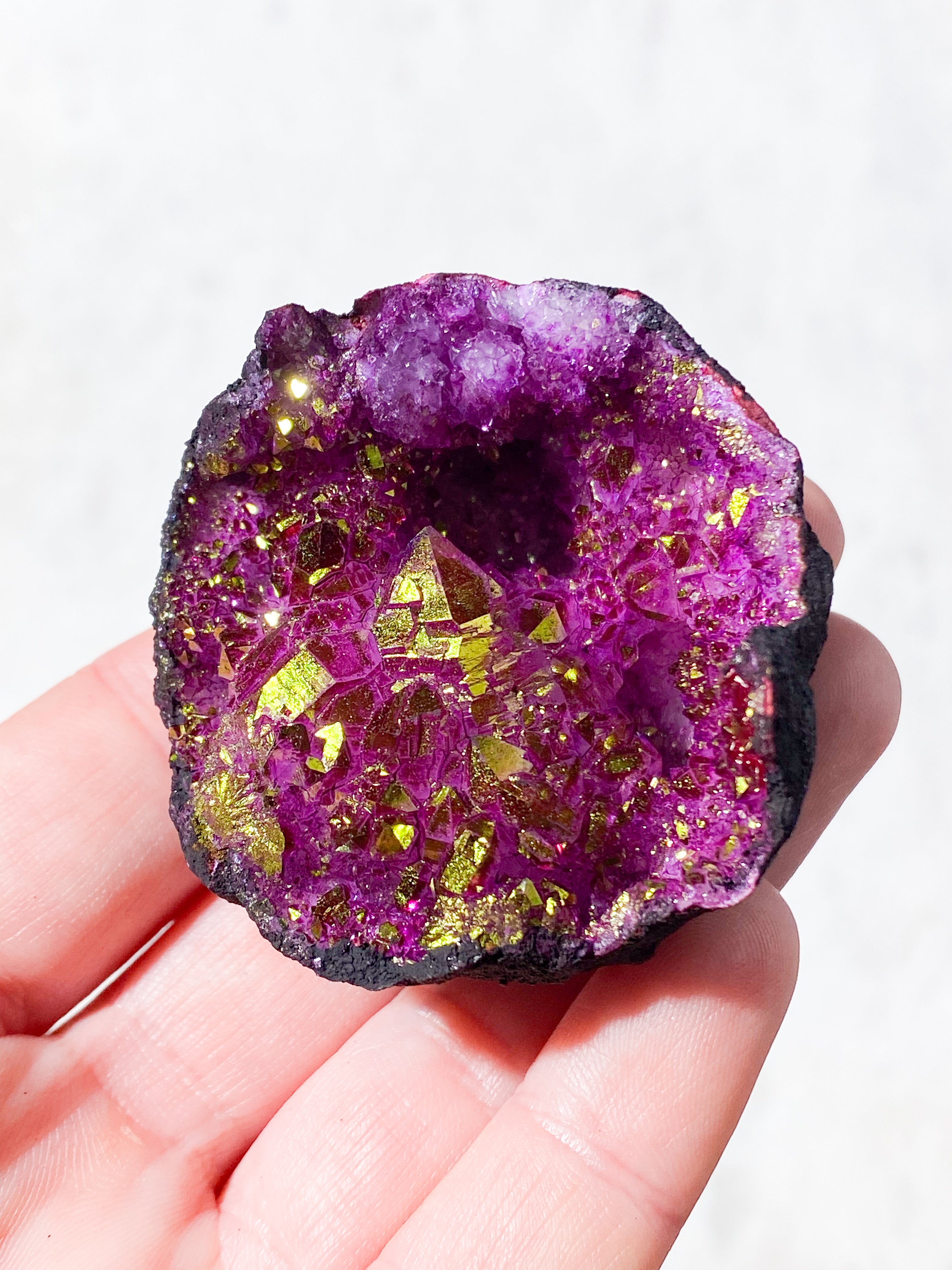 Lila Quartz Coward (färgad)