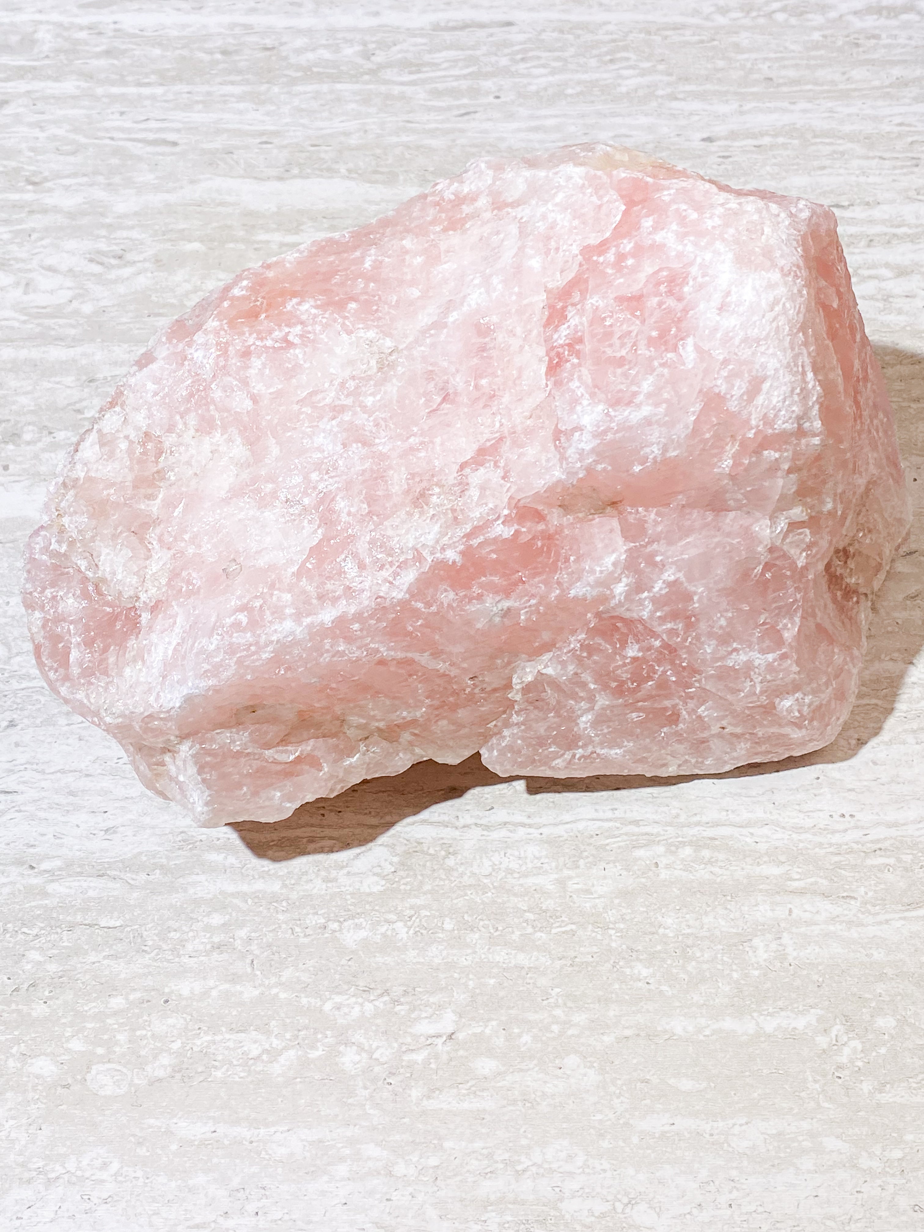 Stor rå rosenkvarts (nr 2) 7,6 kg.