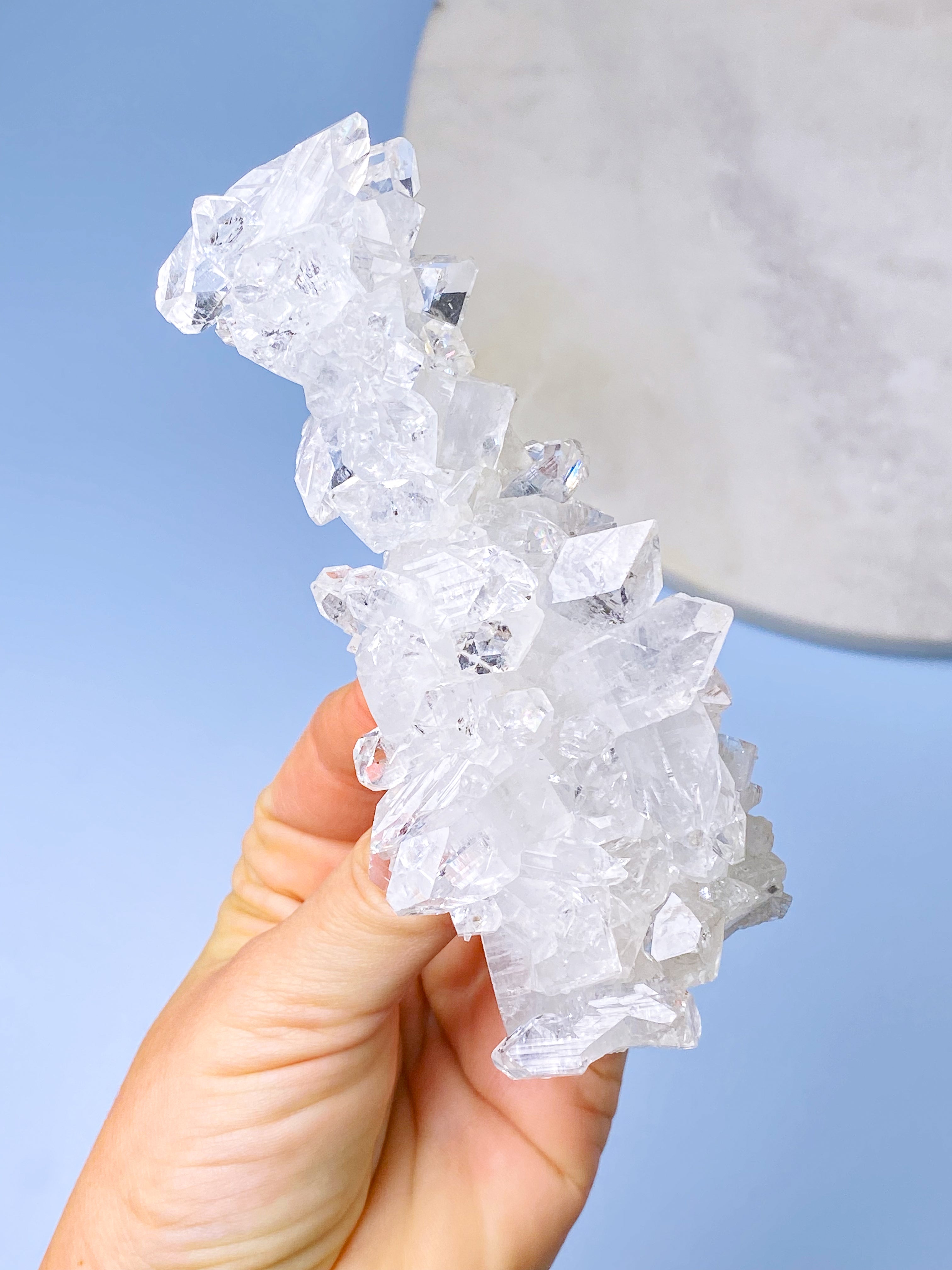 Apofyllitkluster (nr 81)