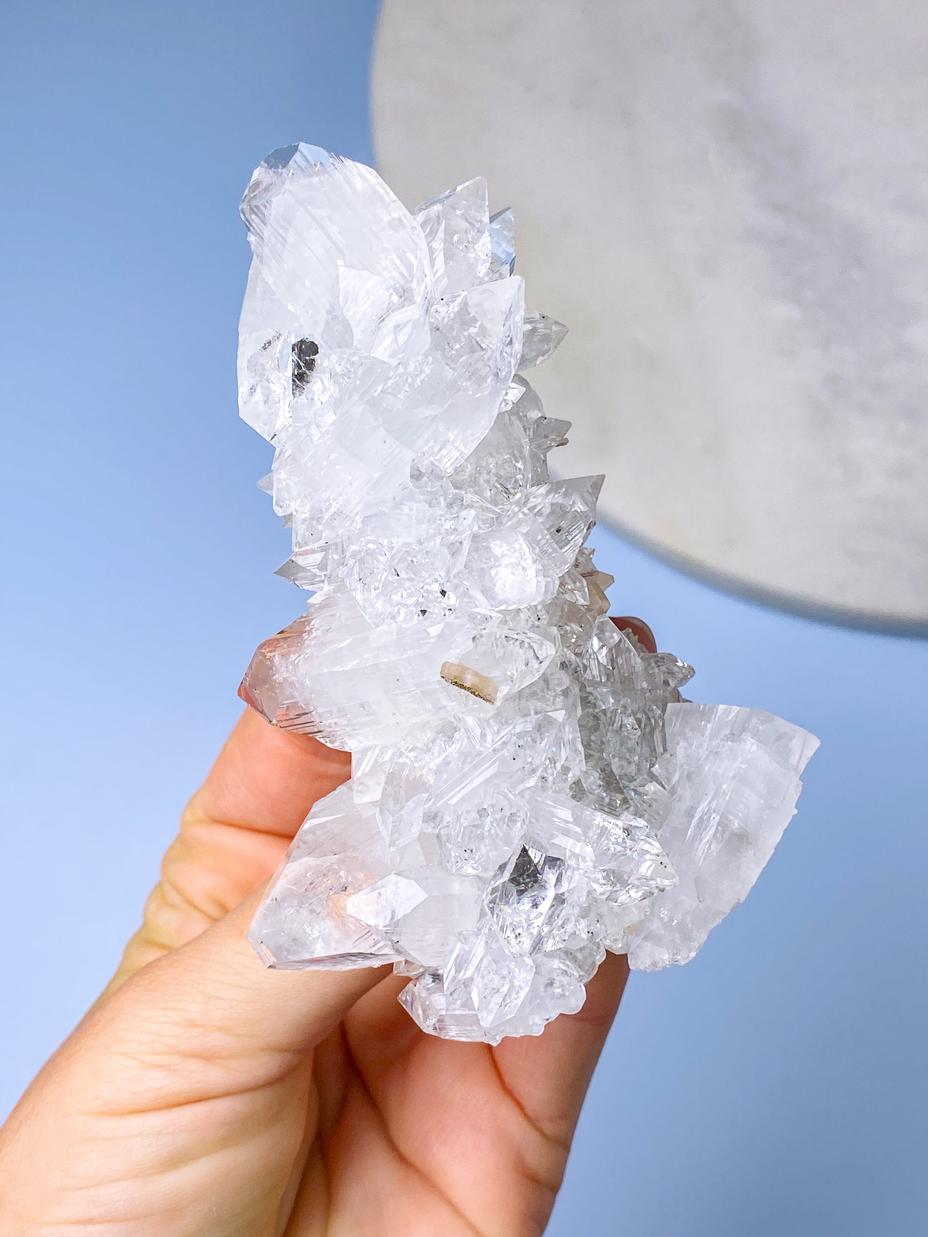 Apofyllitkluster (nr 81)