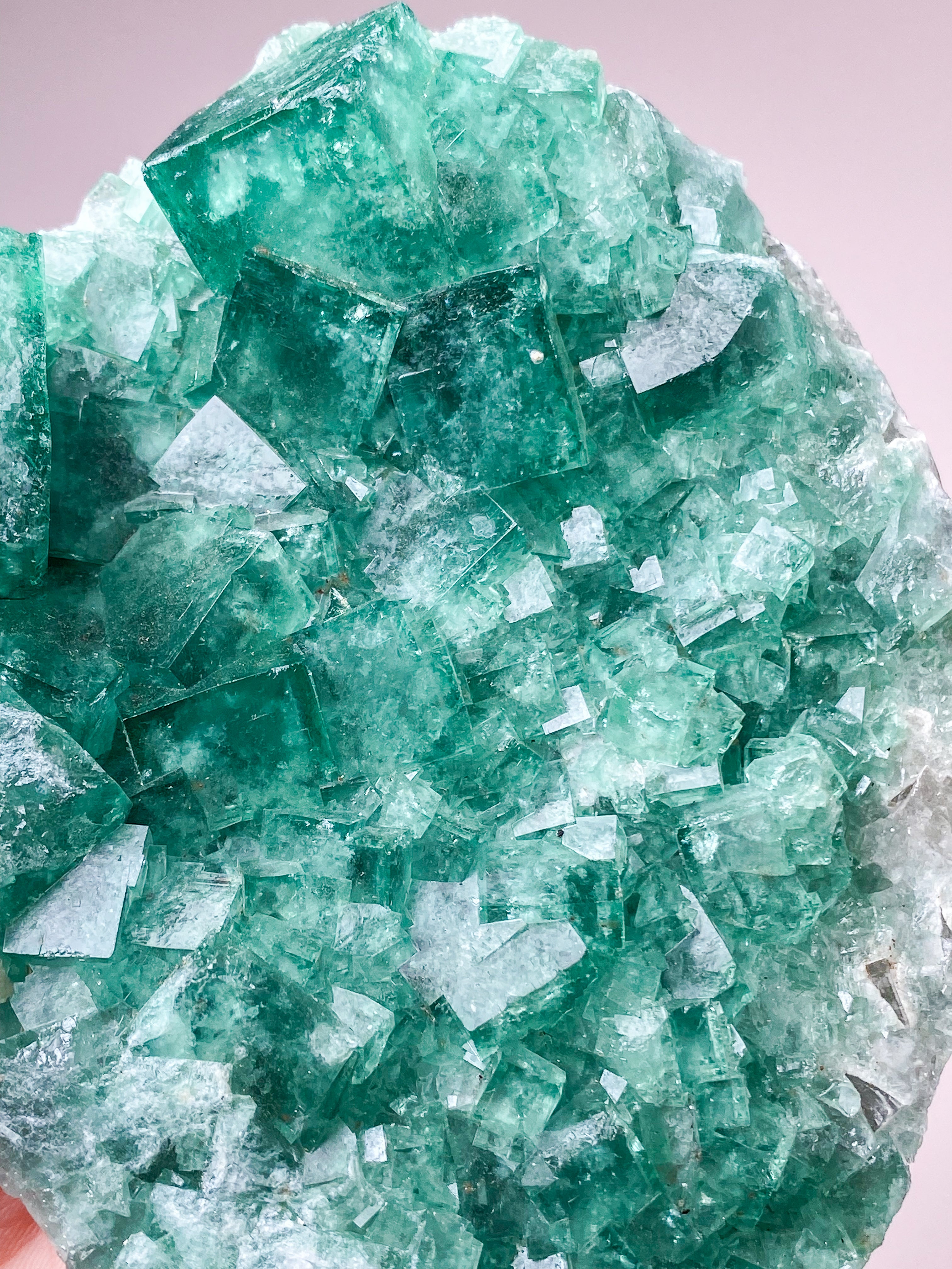 Grøn Kubisk Fluorit Klynge (Nr. 22) Eksklusiv Kvalitet