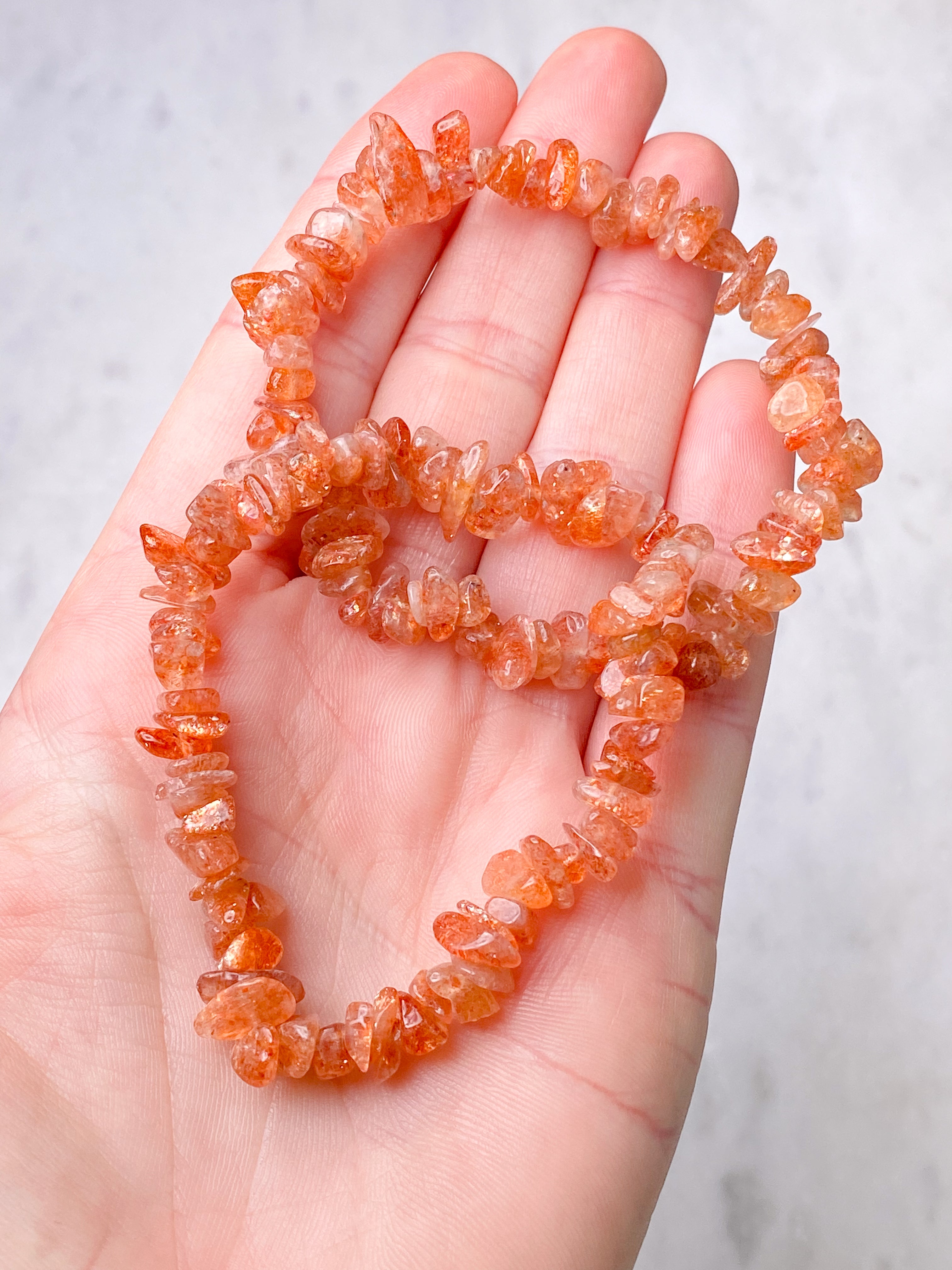 Armband med solstensflisor