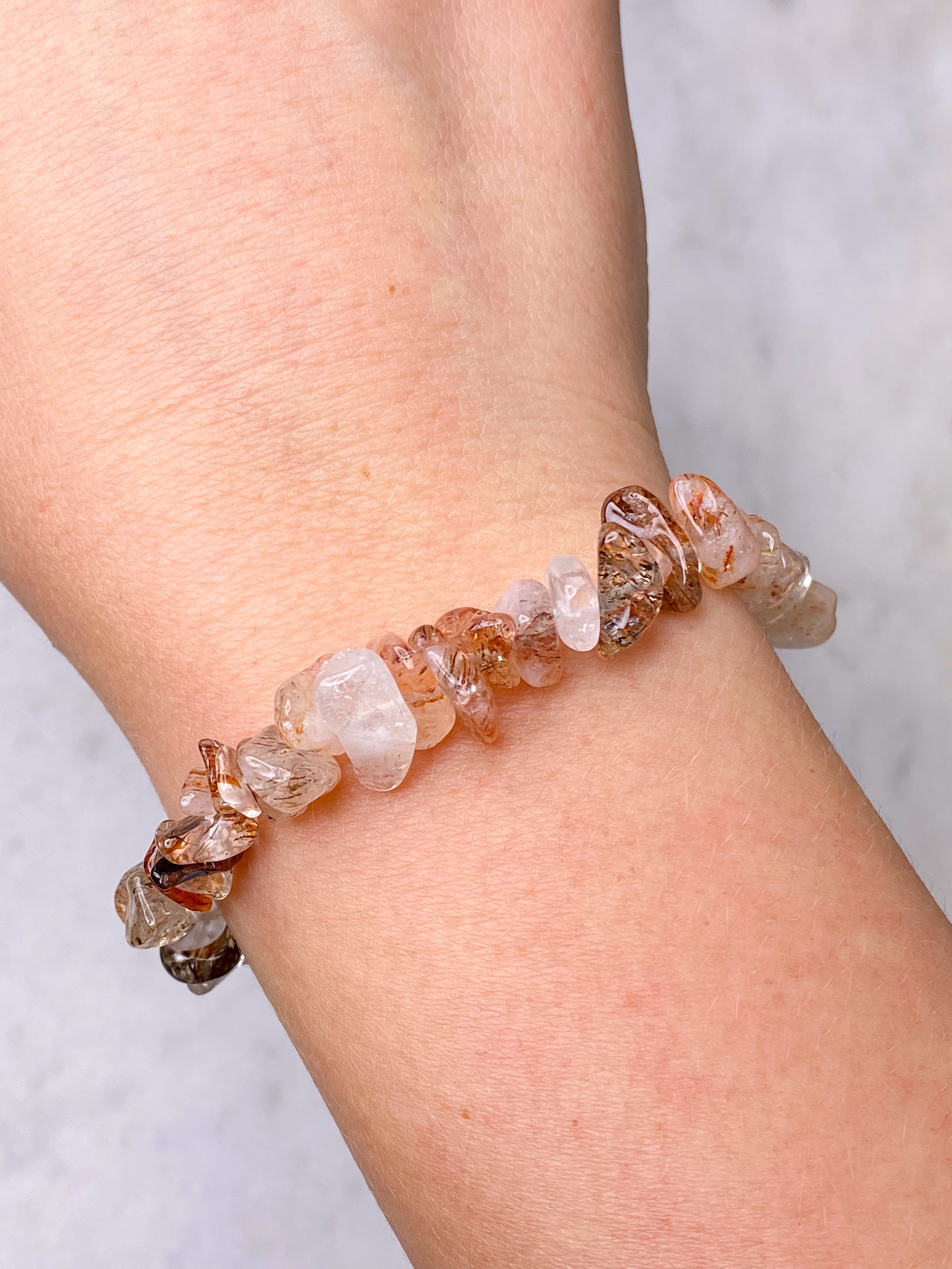 Armband med chip i roséguld, rutilkvarts