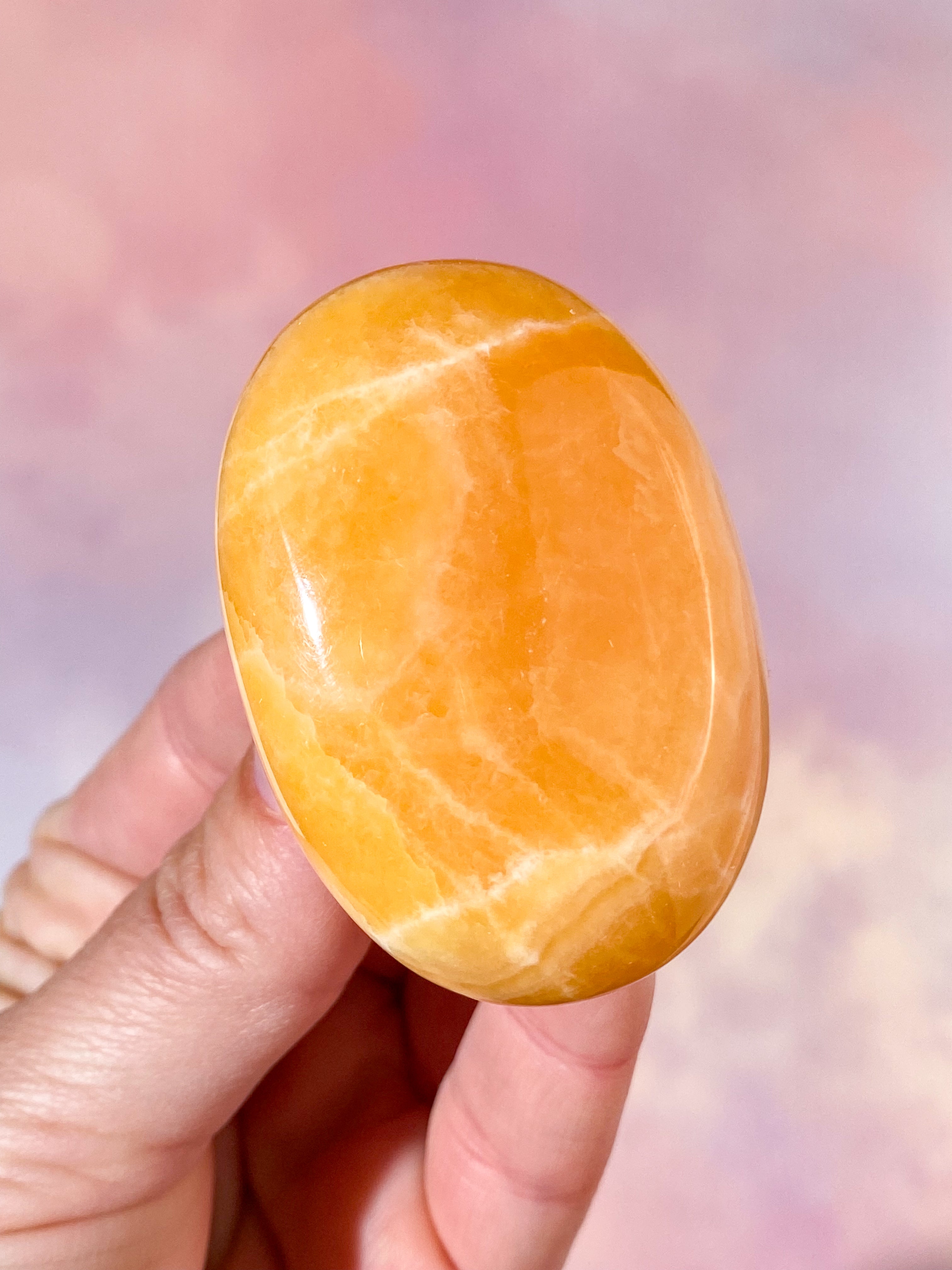 Orange kalcit handsten (nr 11)