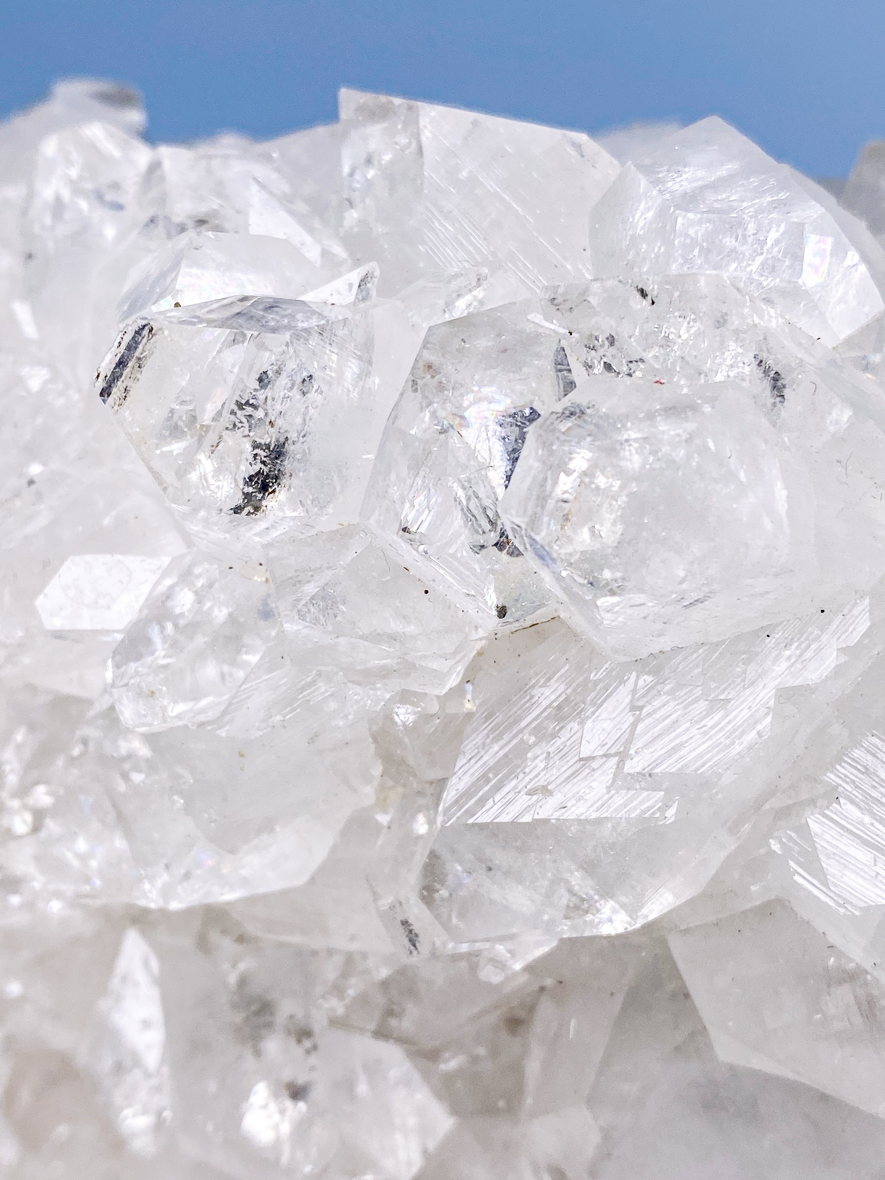 Apofyllitkluster (nr 81)