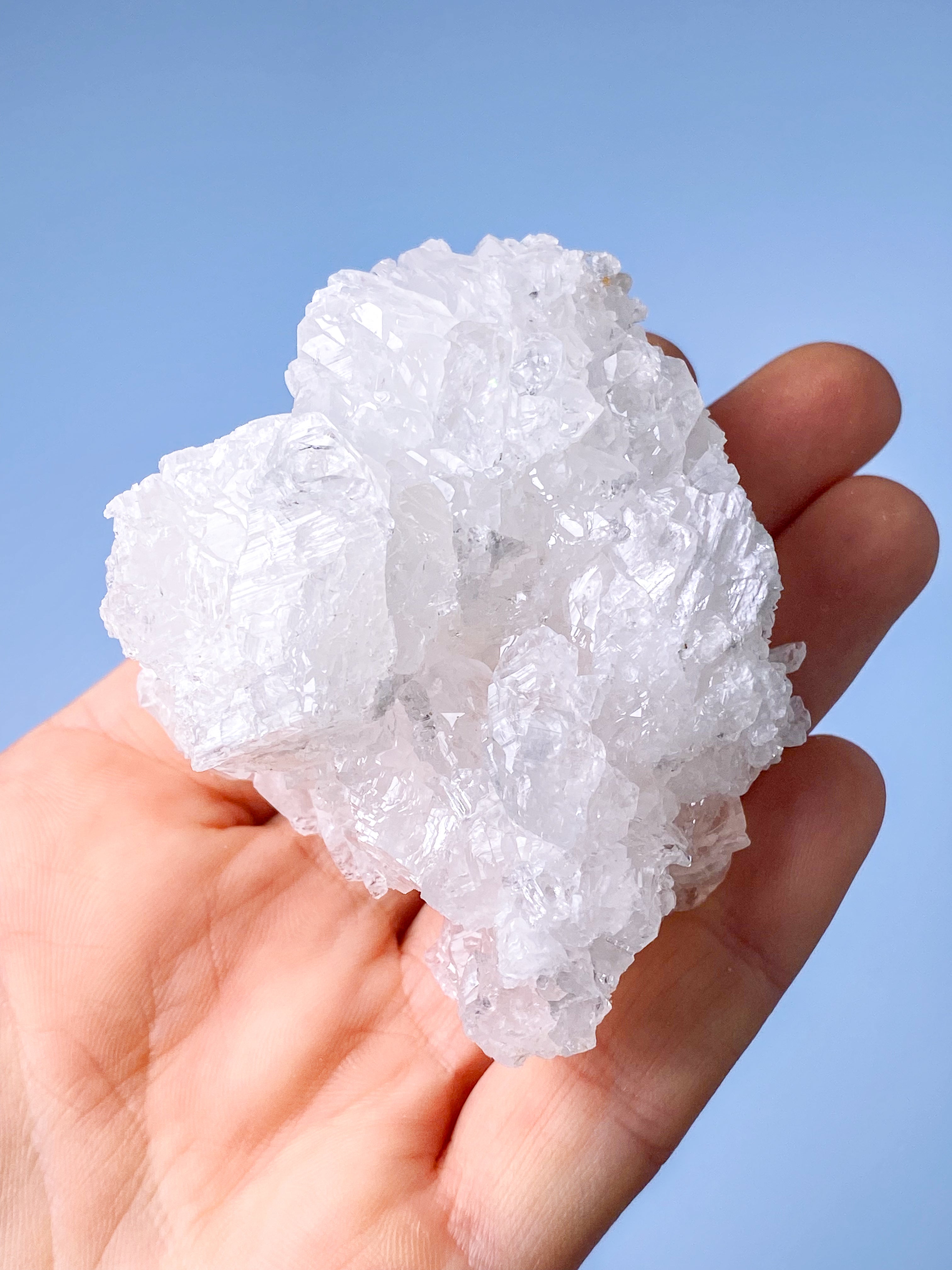 Vitt aragonitkluster (nr 4)