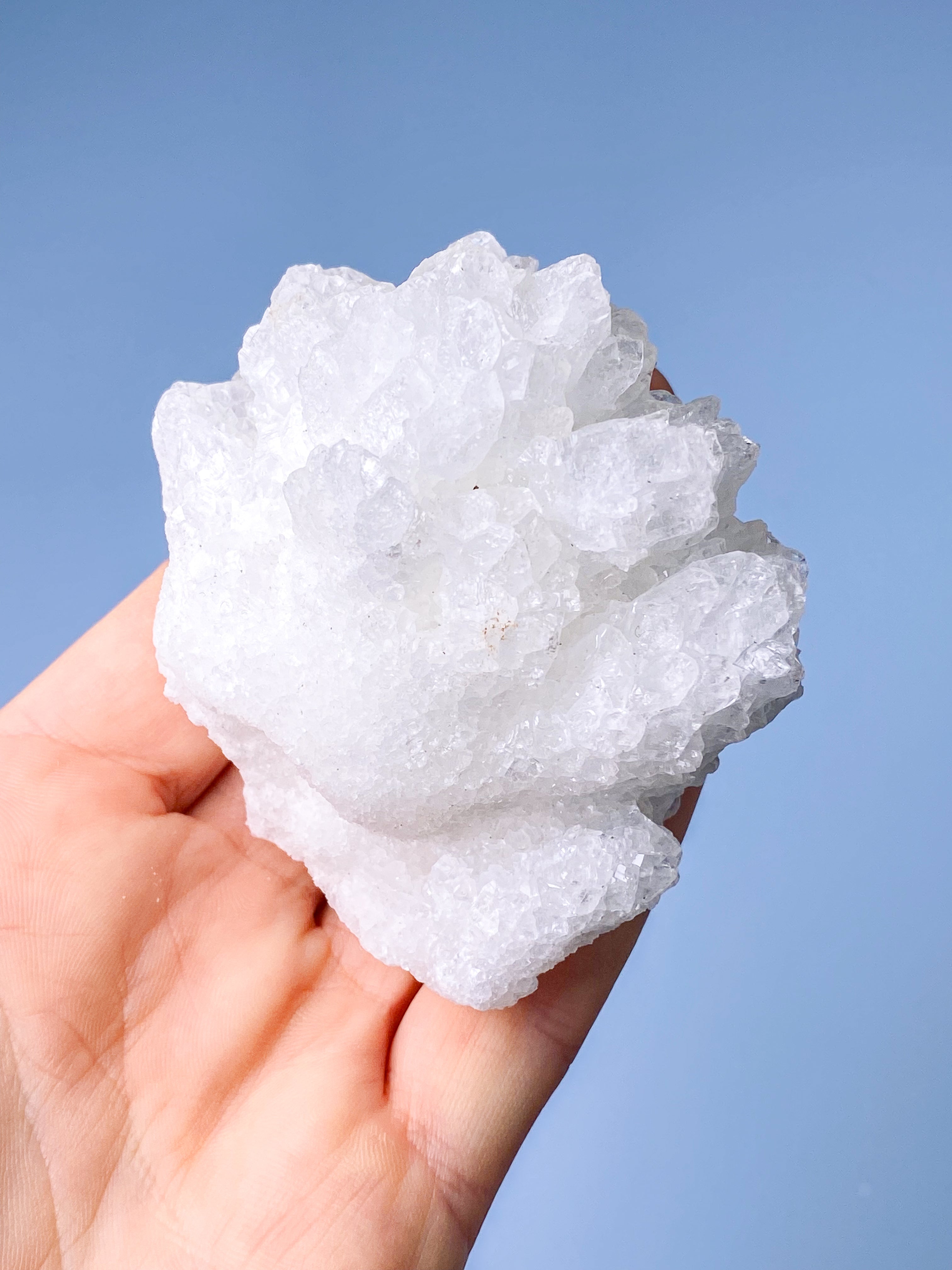 Vitt aragonitkluster (nr 4)