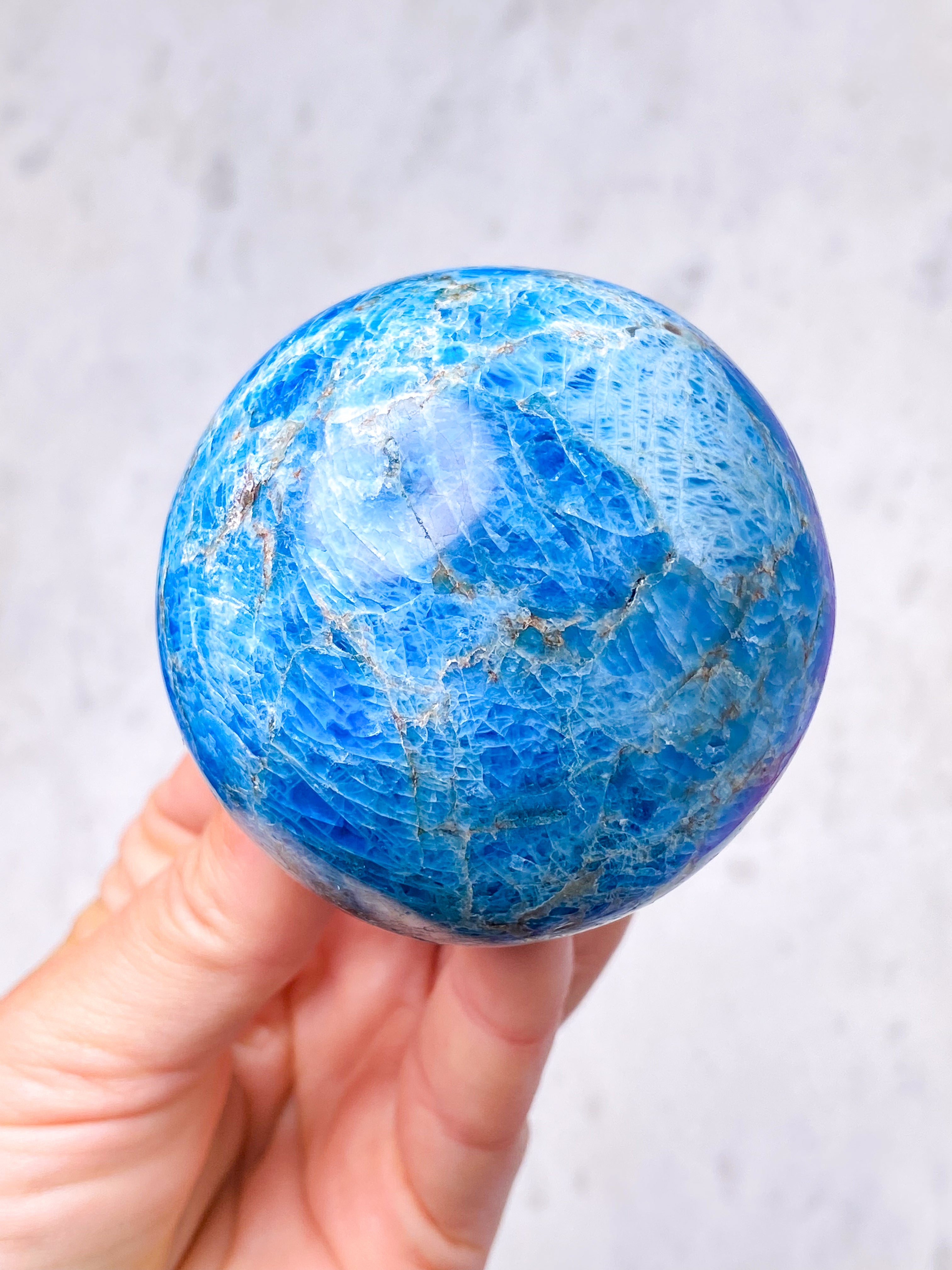 Blå apatitboll (nr 1)