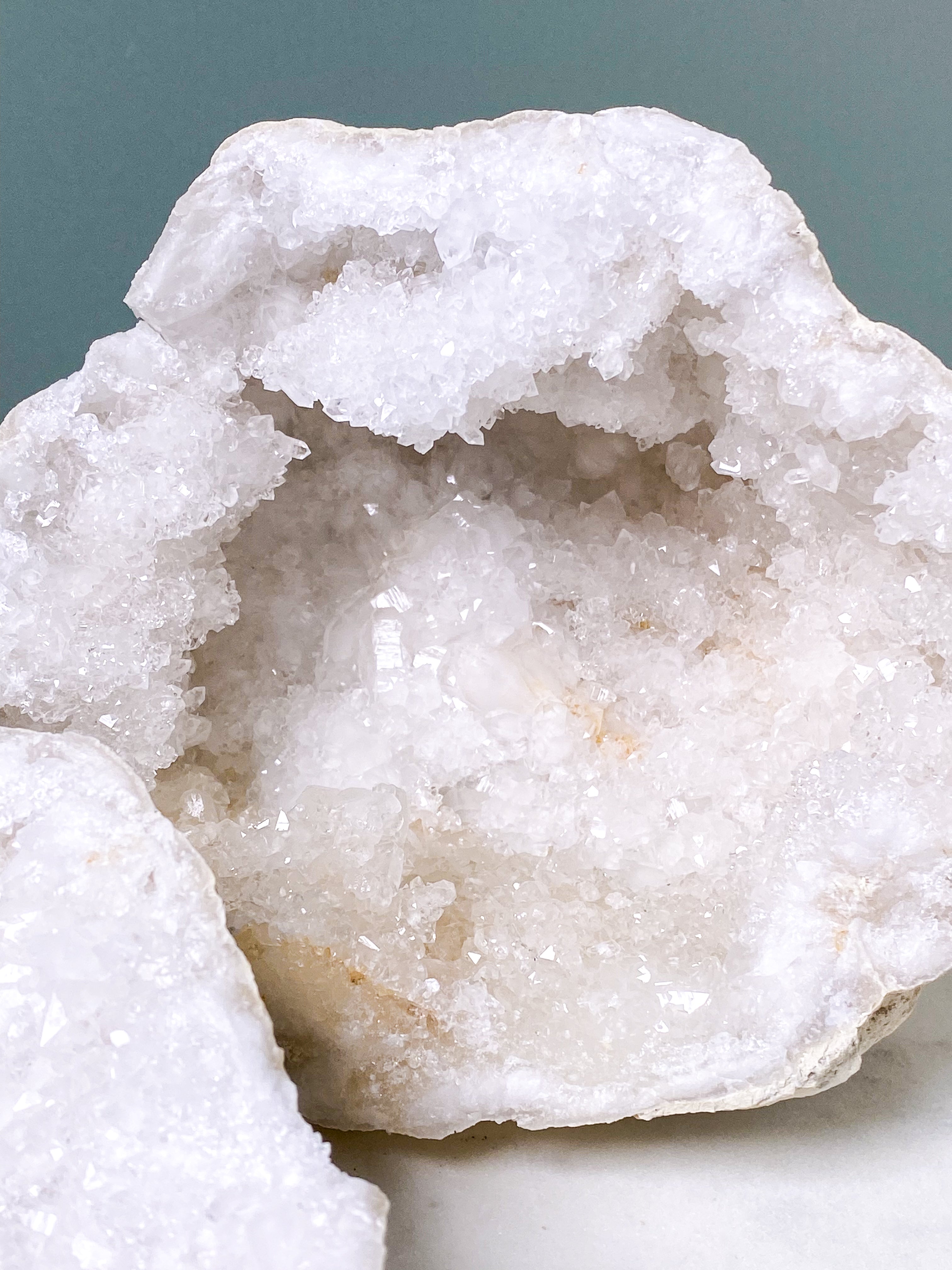 XL bergkristallgeodset (nr 30)