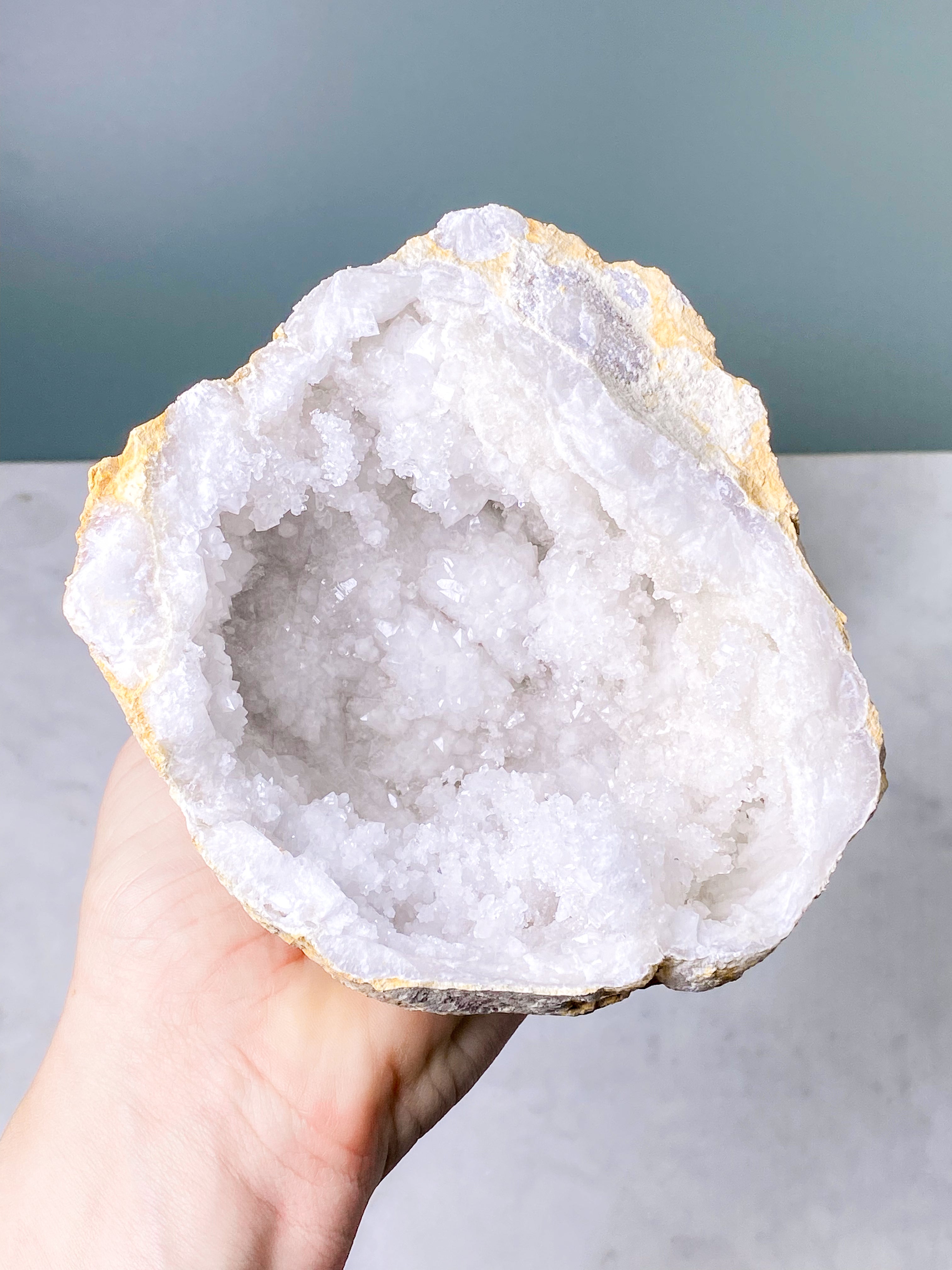 XL bergkristallgeodset (nr 30)