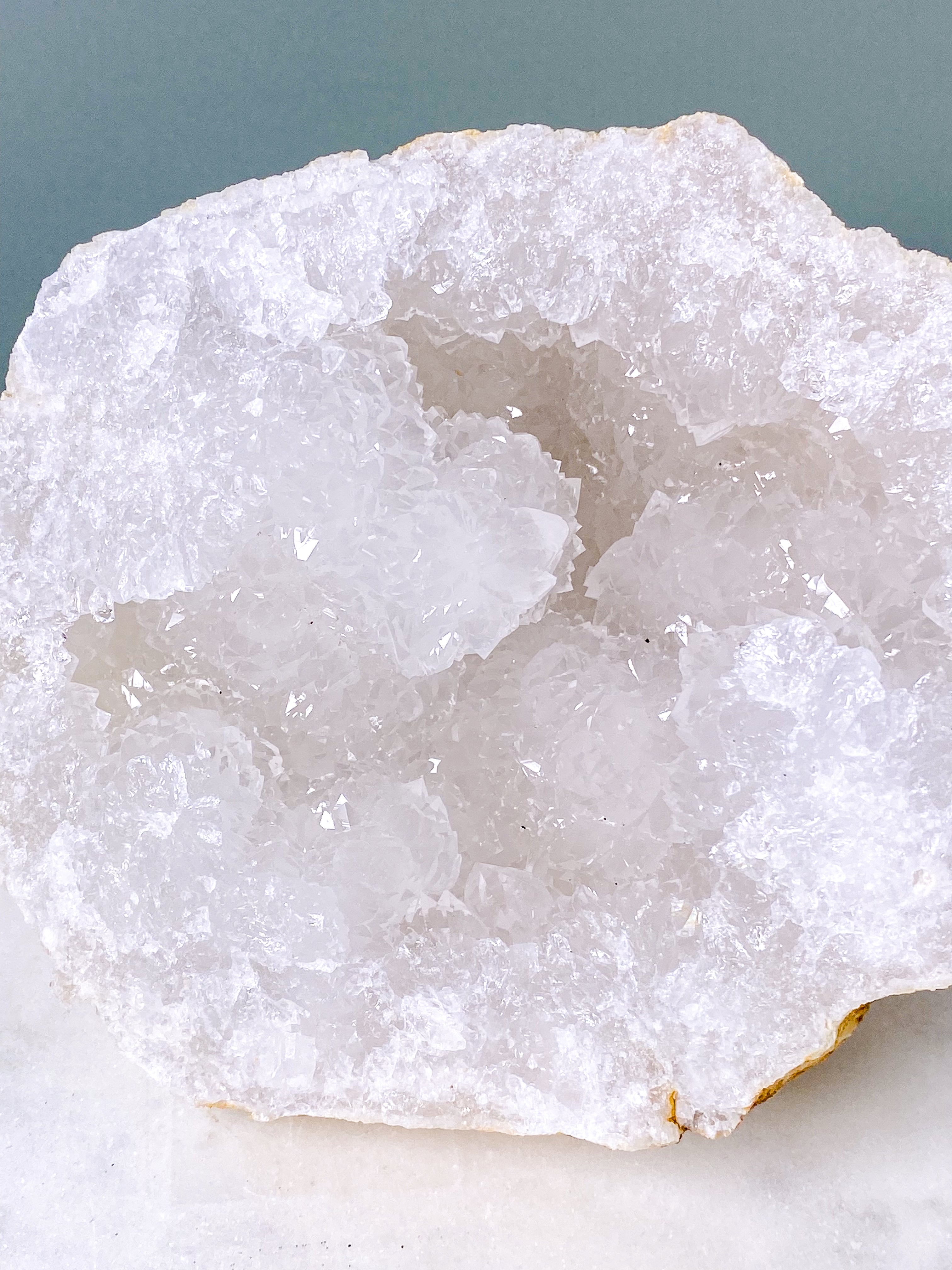 XL bergkristallgeodset (nr 30)